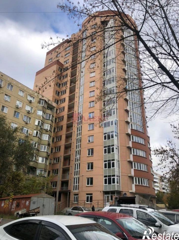 3-комн квартира ул Добровольского, 15/5,  д. 15/5