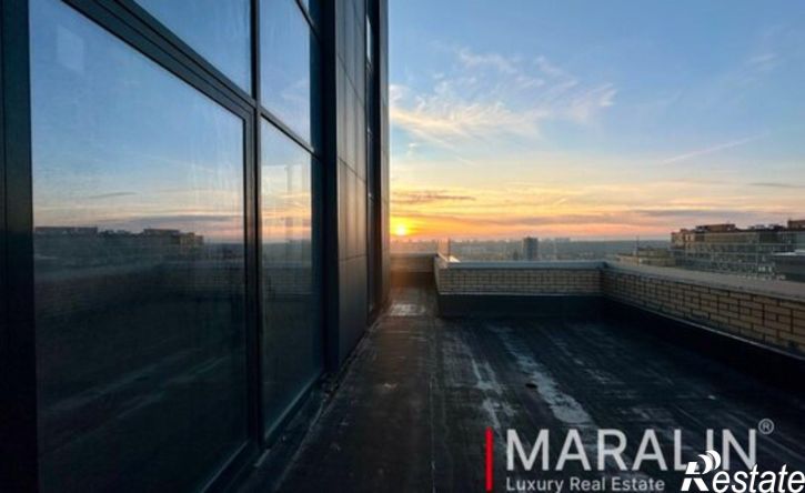 5-комн квартира Будённовский проспект, 83,  д. 83