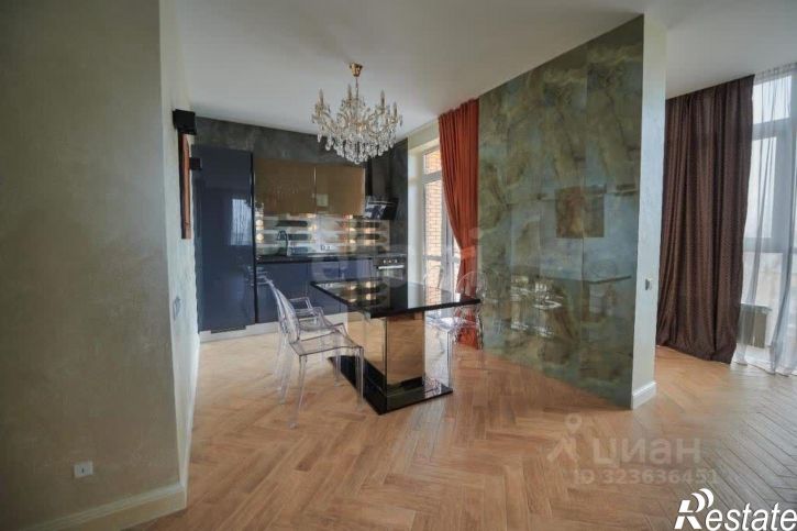 3-комн квартира улица Города Волос, 82,  д. 82