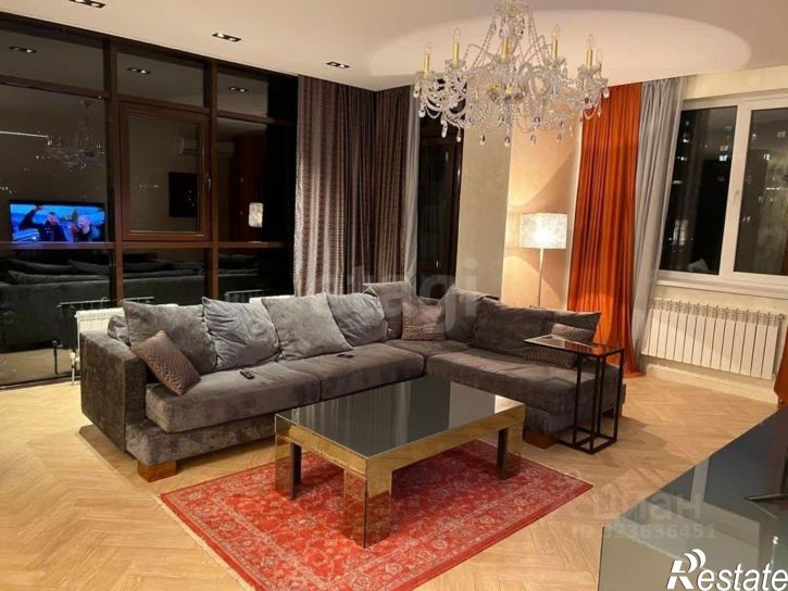 3-комн квартира улица Города Волос, 82,  д. 82