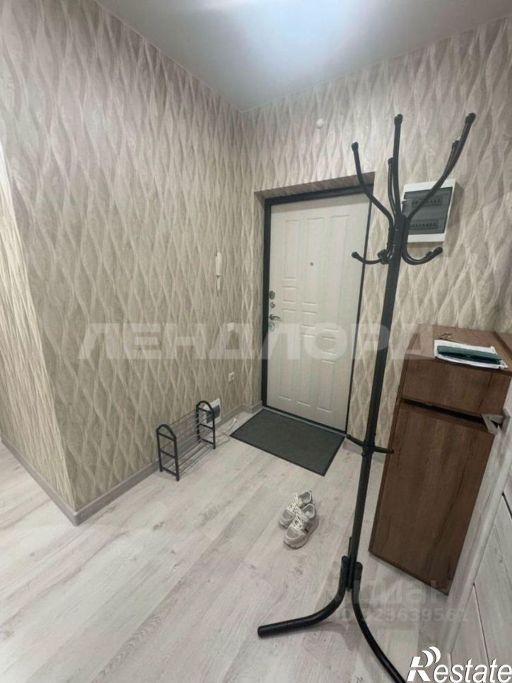 3-комн квартира ул Жмайлова, 19А,  д. 19А