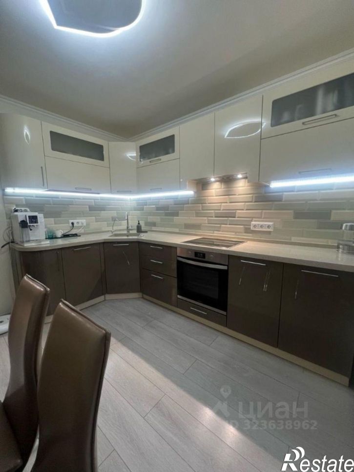 2-комн квартира ул 339-й Стрелковой Дивизии, 17,  д. 17