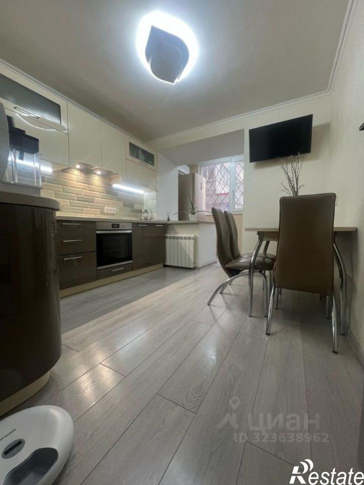 2-комн квартира ул 339-й Стрелковой Дивизии, 17,  д. 17