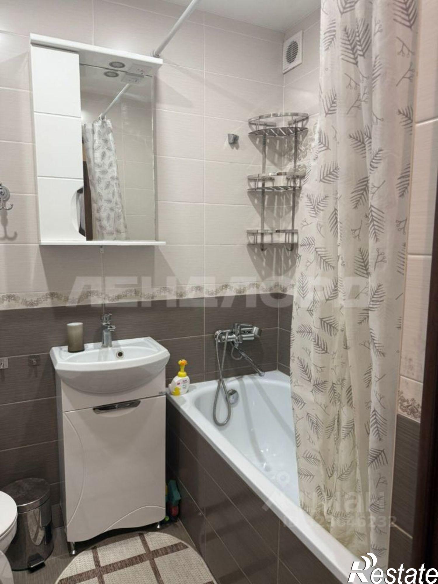 Сдать квартиру за 30 000 рублей на Каширская улица, 12