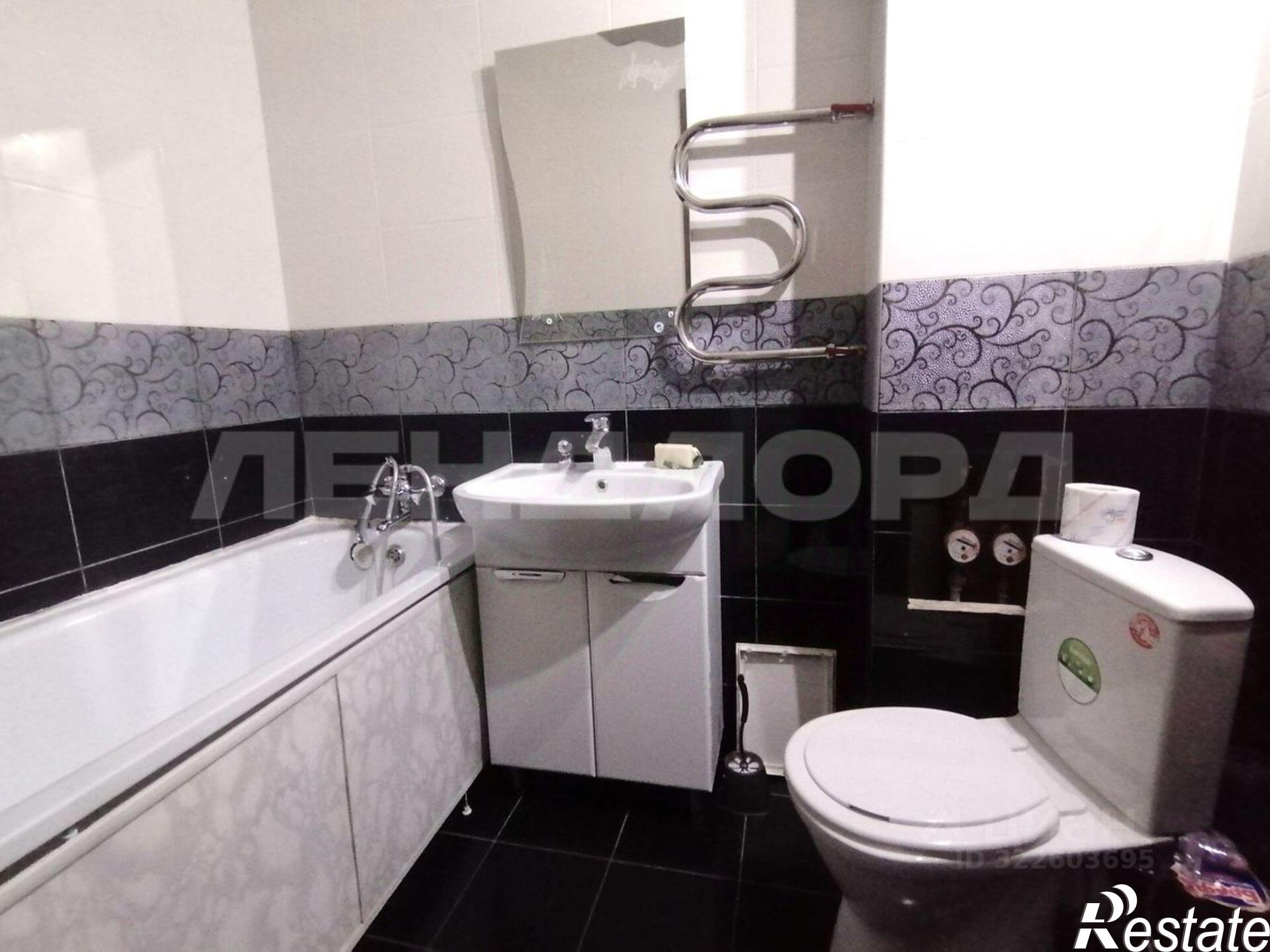 Сдать квартиру за 28 000 рублей на ул Малиновского, 76б/87а