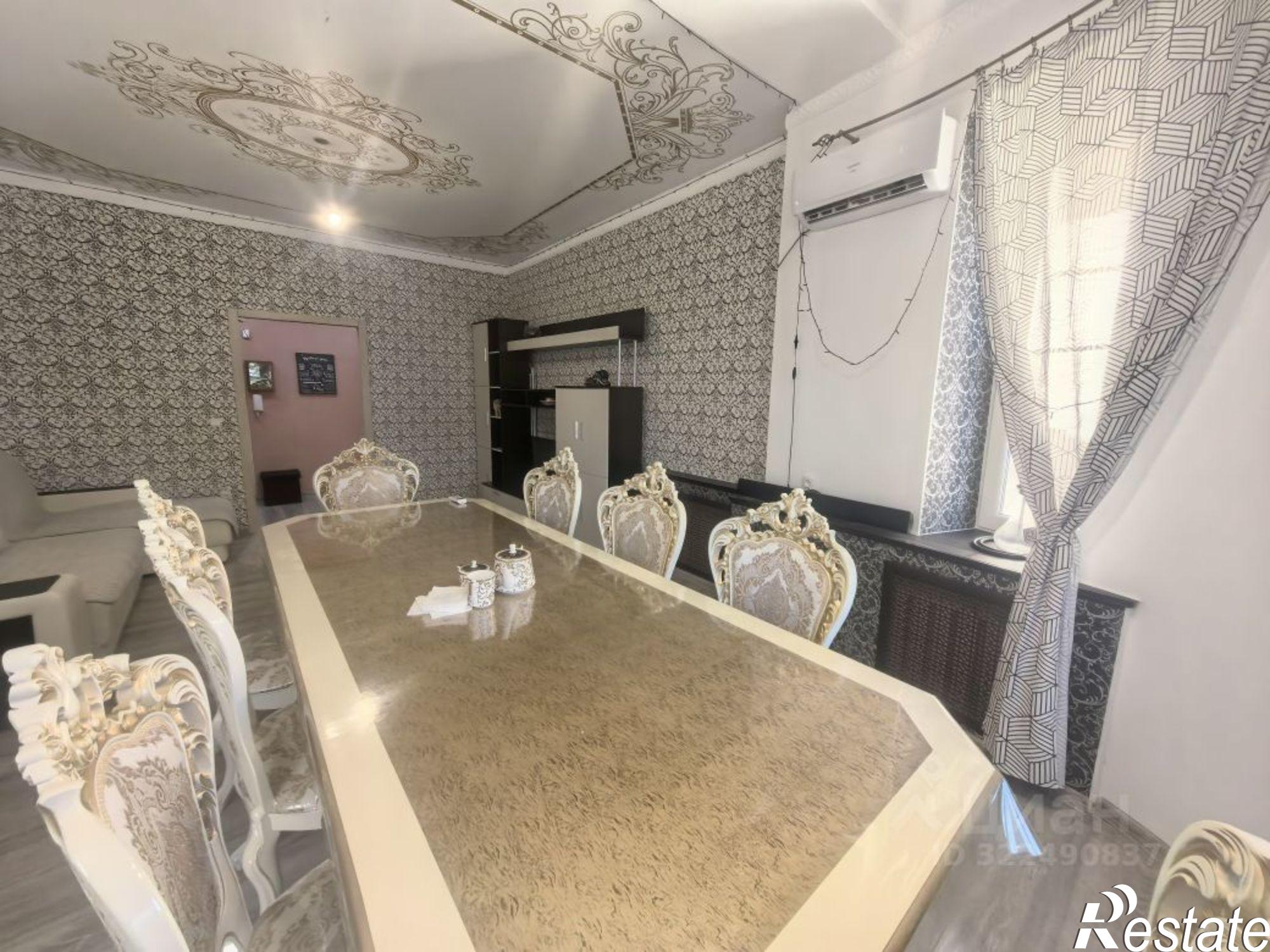 Купить квартиру за 10 500 000 рублей на Университетский пер, 63