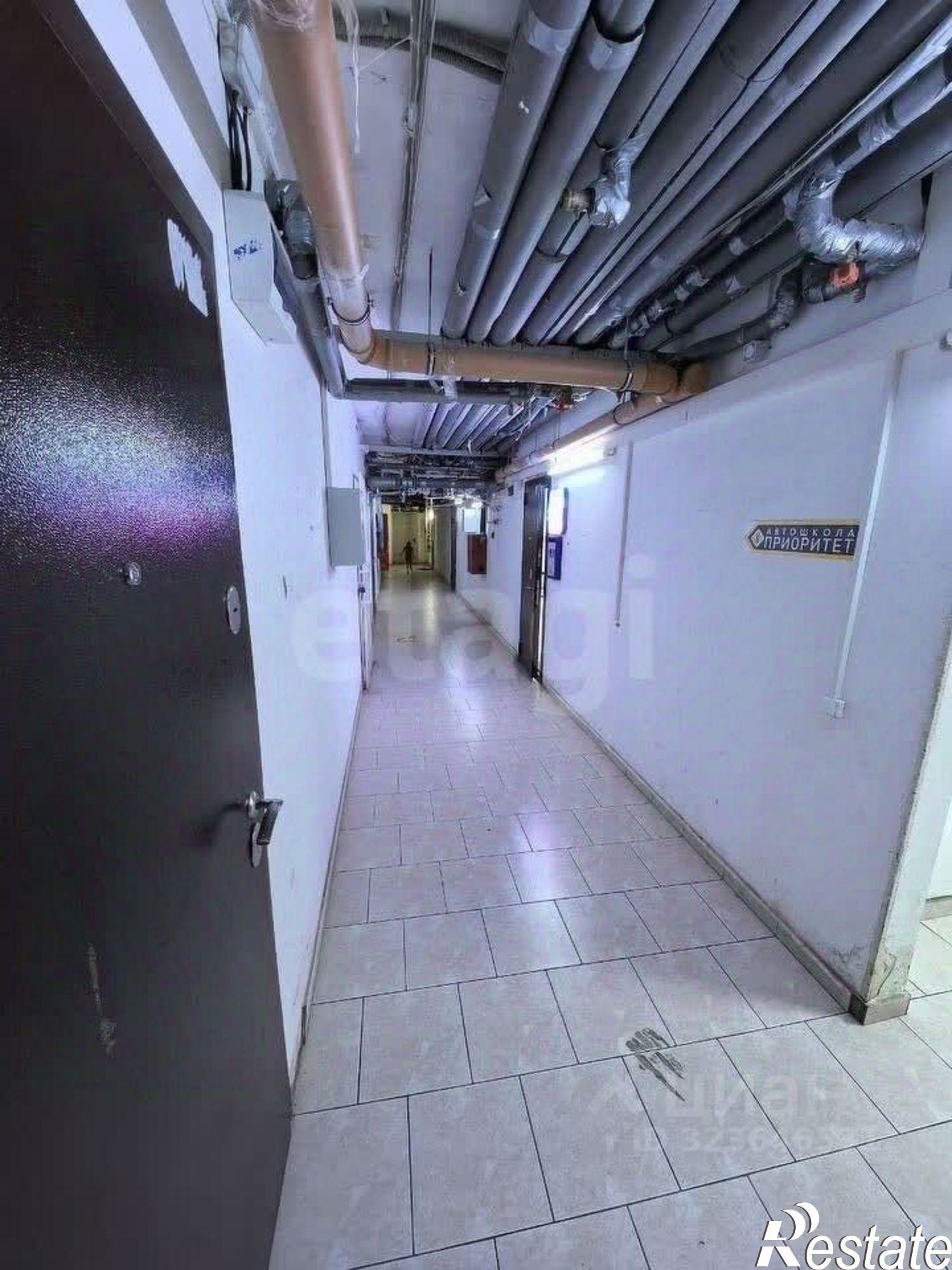 Купить офис, помещение под офис за 1 300 010 рублей на улица Александра Печёрского, 3