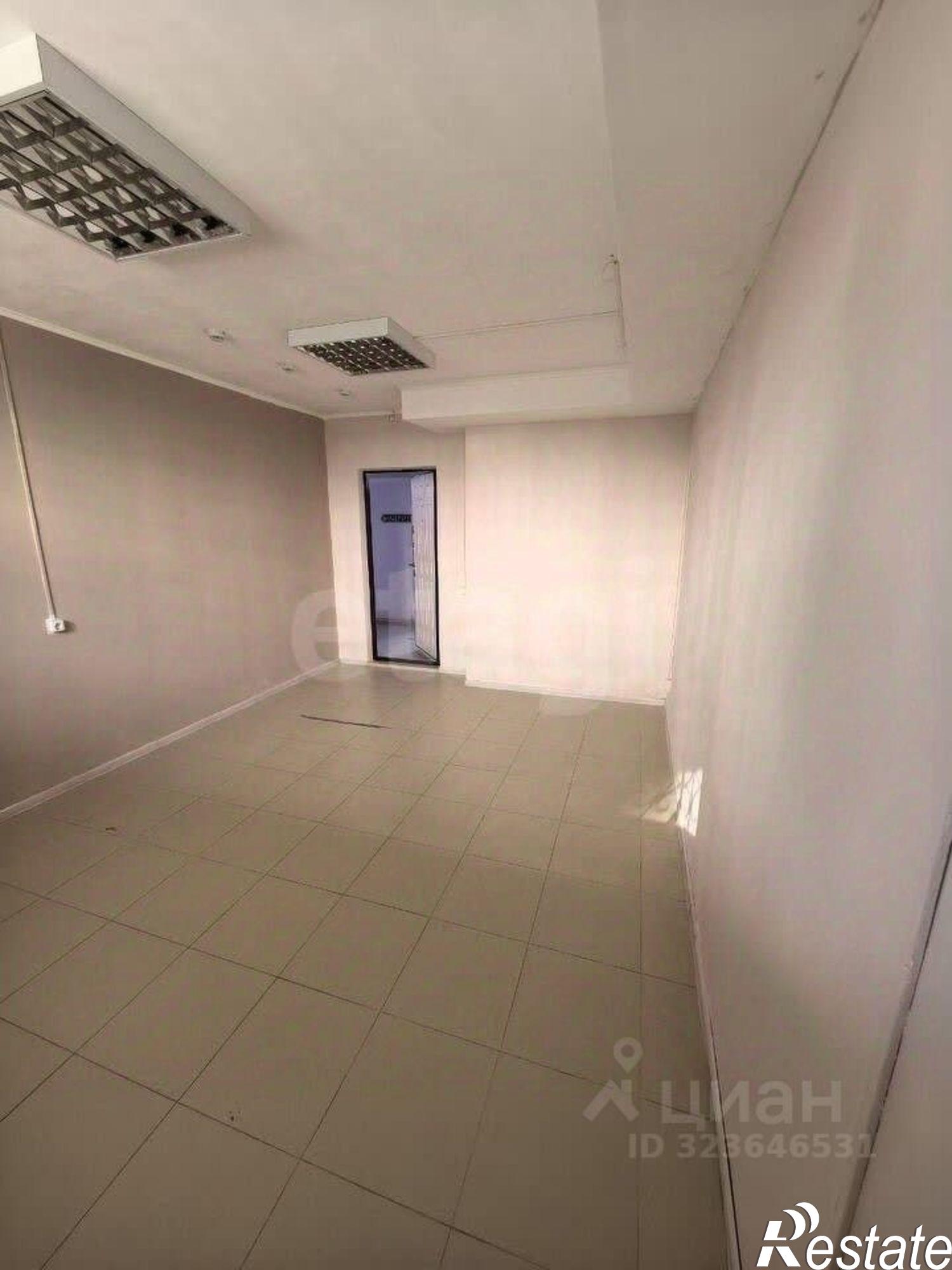 Купить офис, помещение под офис за 1 300 010 рублей на улица Александра Печёрского, 3