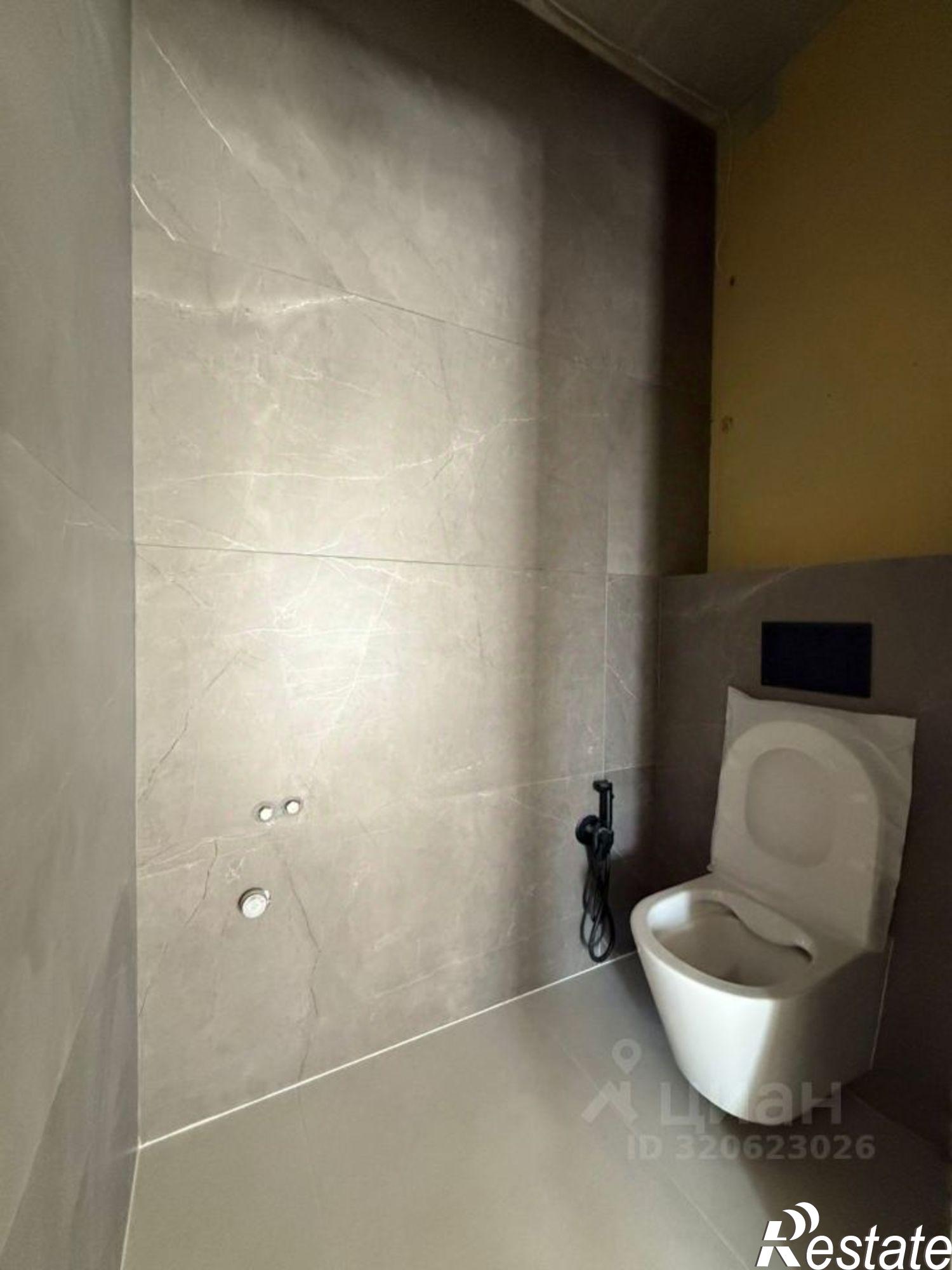 Купить квартиру за 14 000 000 рублей на ул Бориса Слюсаря, 6/6 3