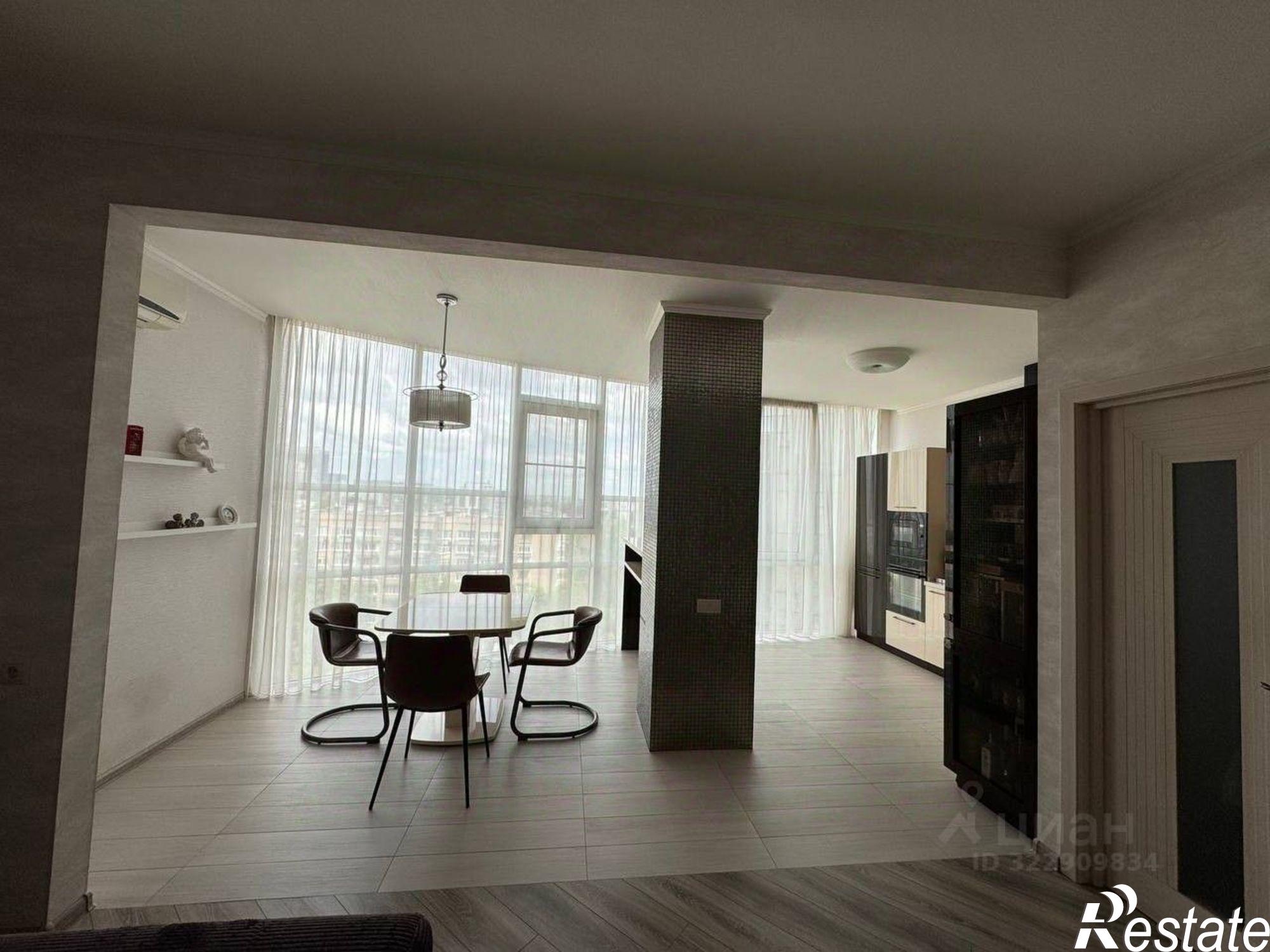 Купить квартиру за 22 000 000 рублей на улица Суворова, 91-101