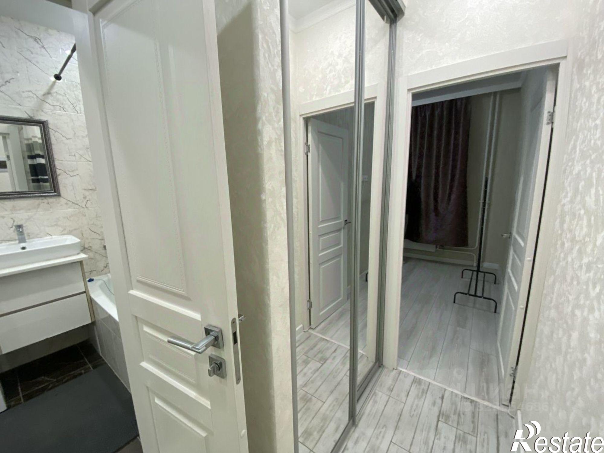 Купить квартиру за 6 700 000 рублей на улица Еляна, 40