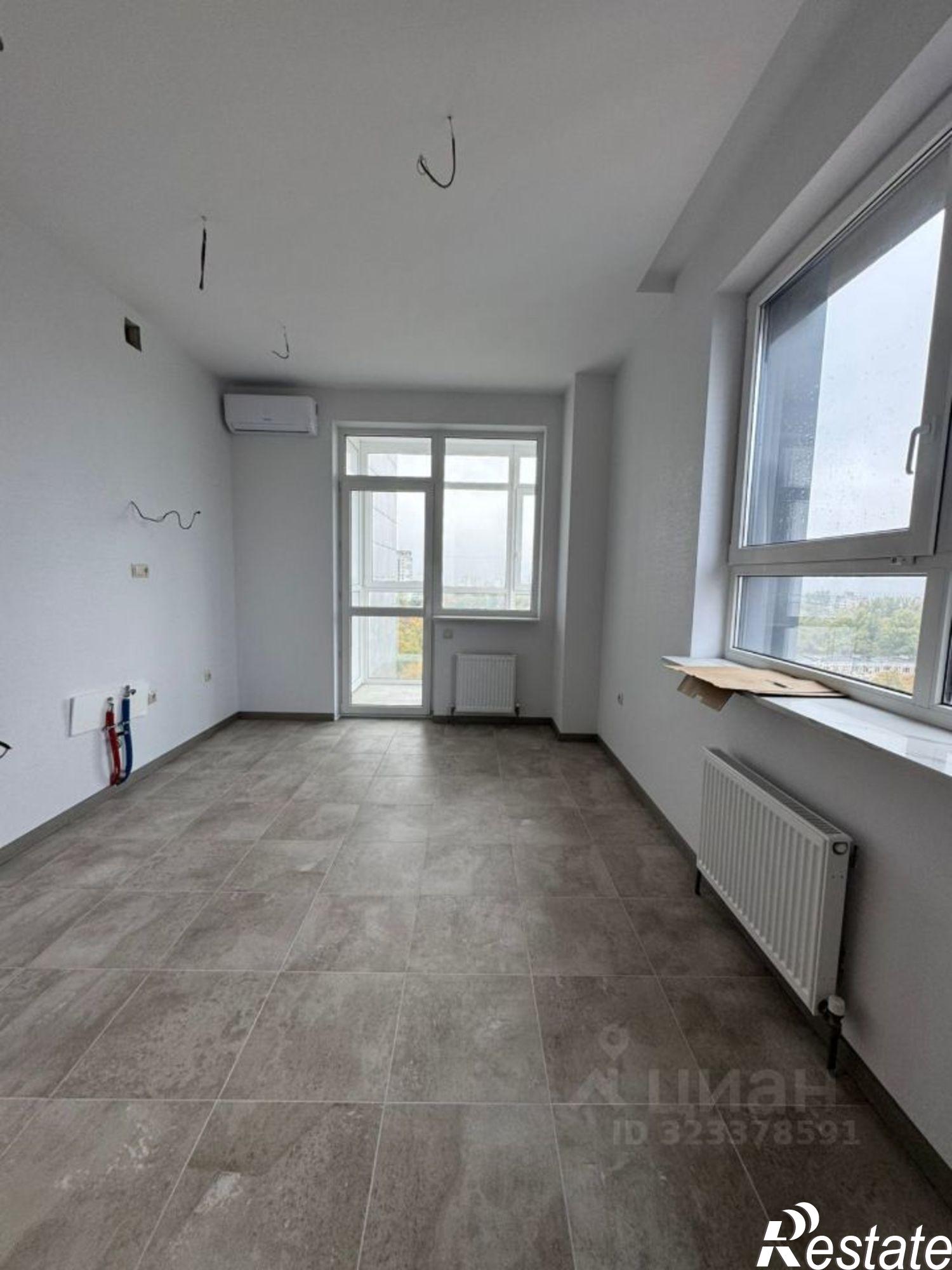 Купить квартиру за 15 000 000 рублей на пр-кт Стачки, 198б