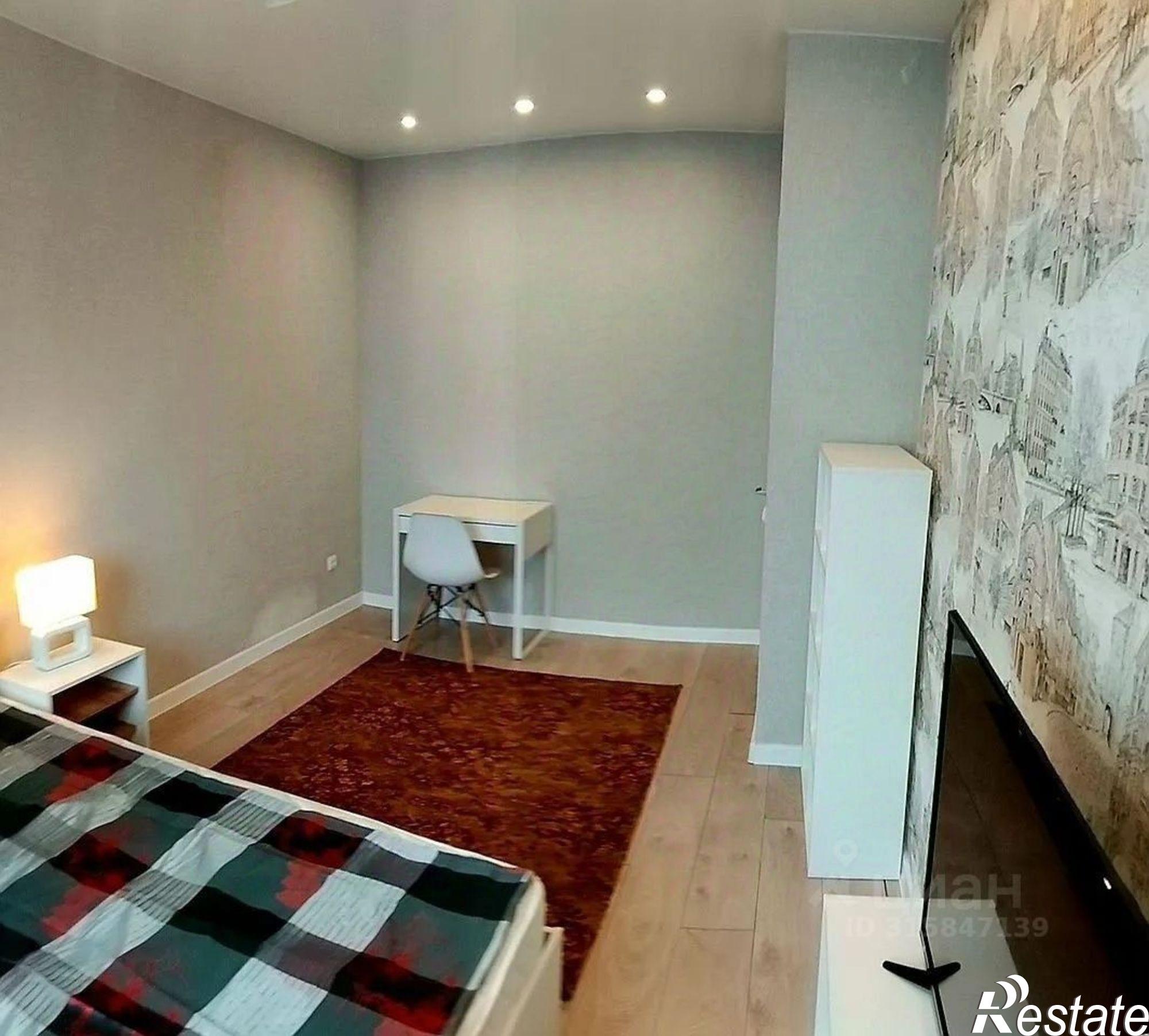 Купить квартиру за 10 000 000 рублей на Университетский пер, 78