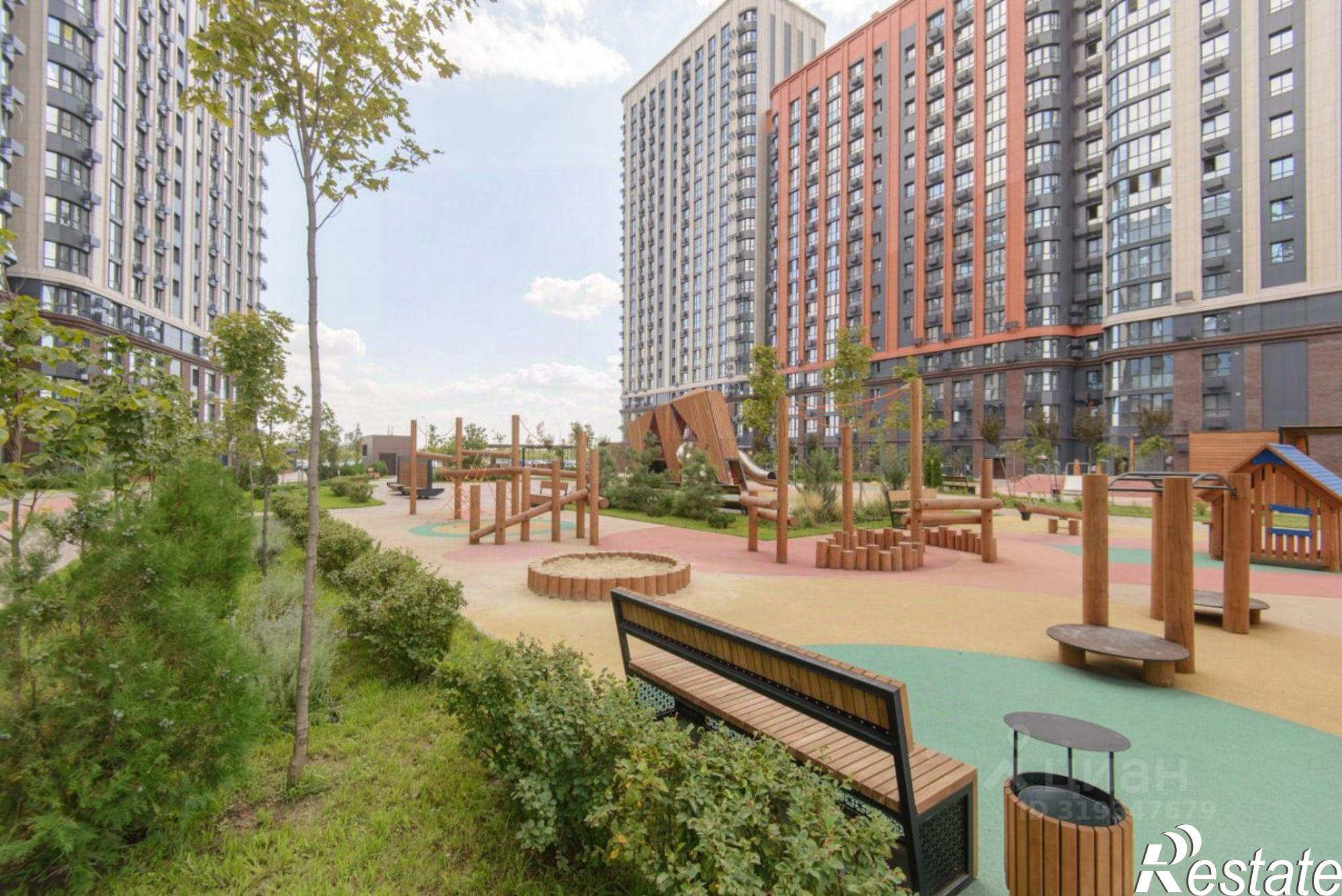 Купить квартиру за 12 000 000 рублей на Левобережная улица, 6/6 с2