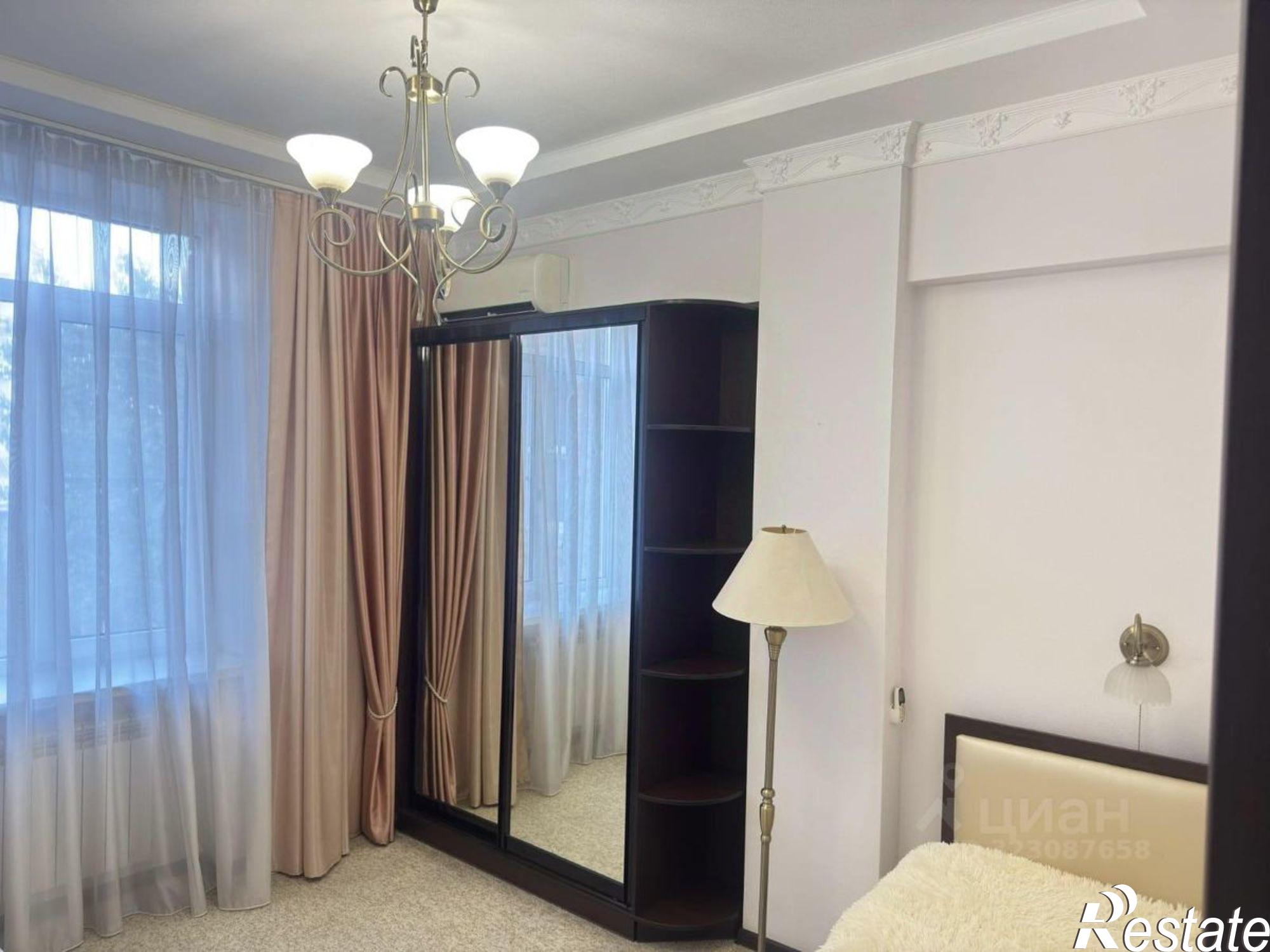 Купить квартиру за 10 500 000 рублей на Соборный переулок, 38