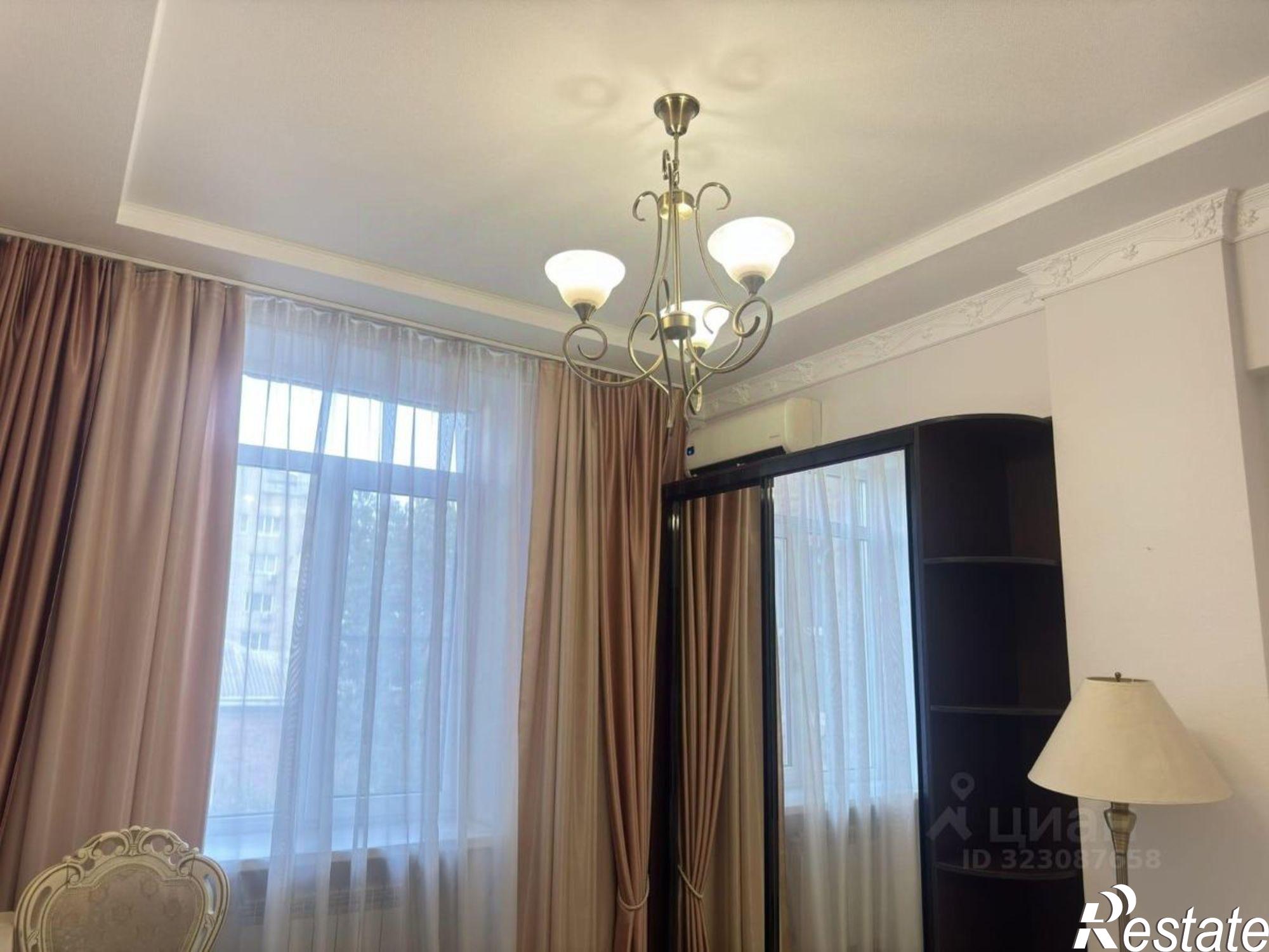 Купить квартиру за 10 500 000 рублей на Соборный переулок, 38