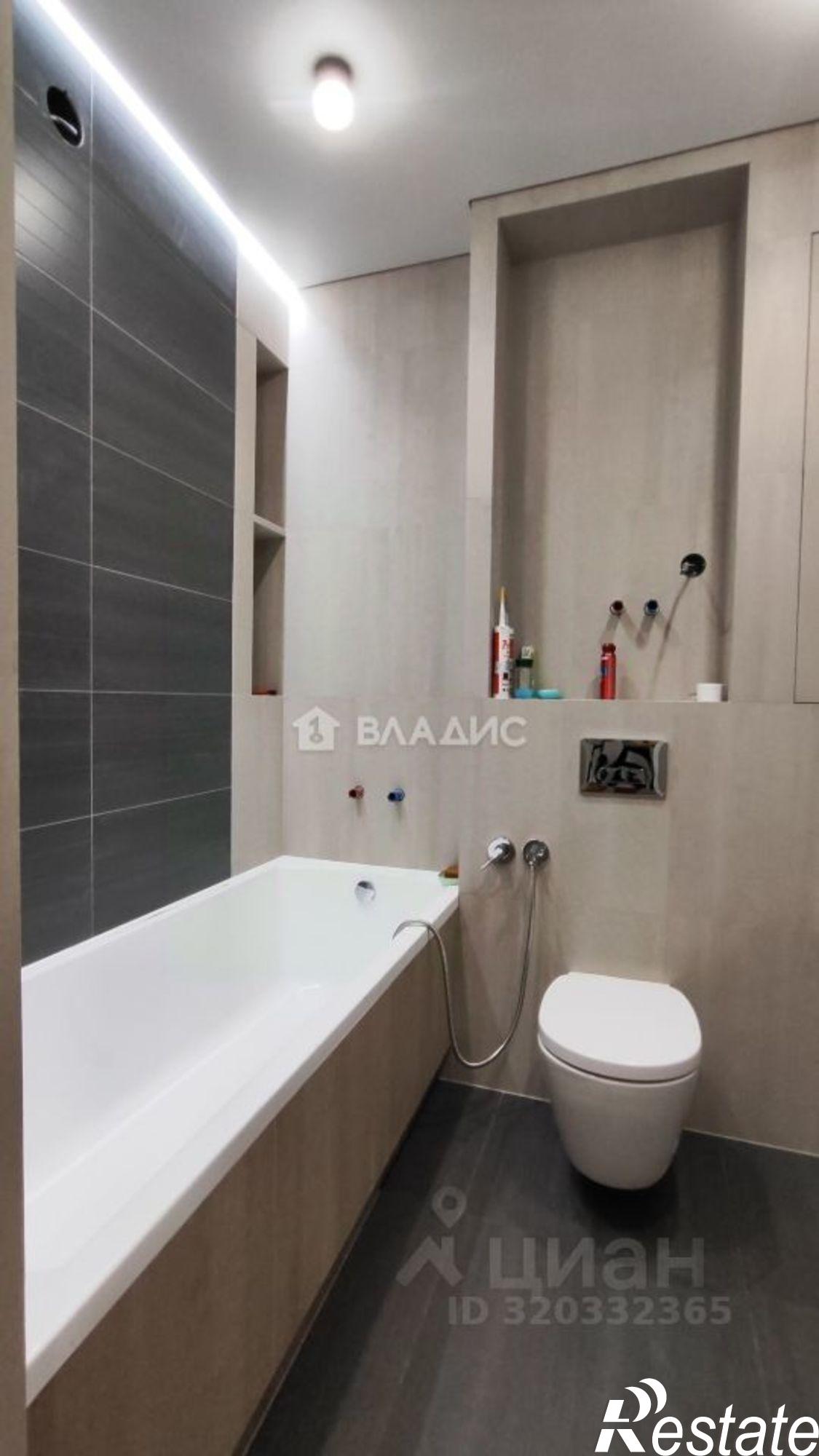 Купить квартиру за 9 300 000 рублей на улица Мечникова, 110 с2