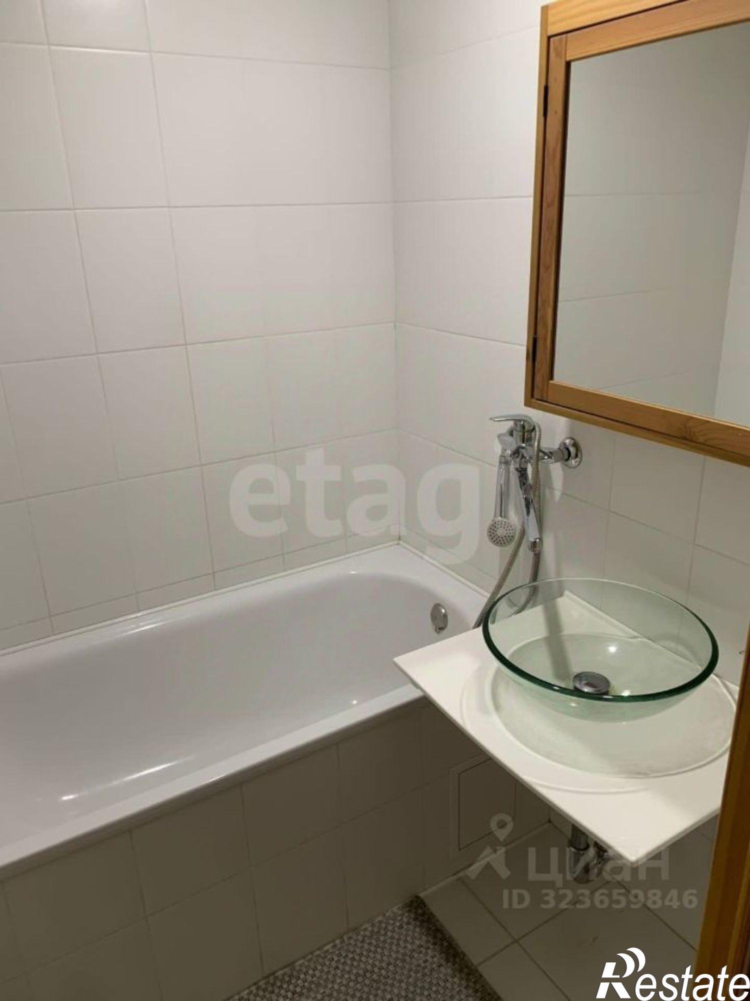 Купить квартиру за 5 900 000 рублей на бульвар Комарова, 34