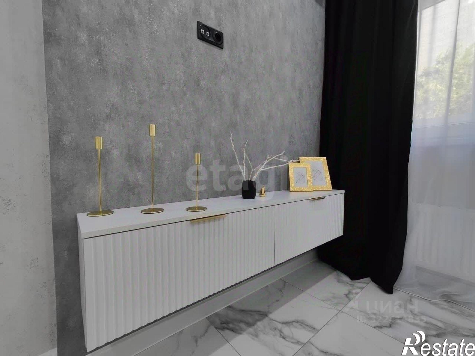 Купить квартиру за 7 820 000 рублей на ул Жмайлова, 19А