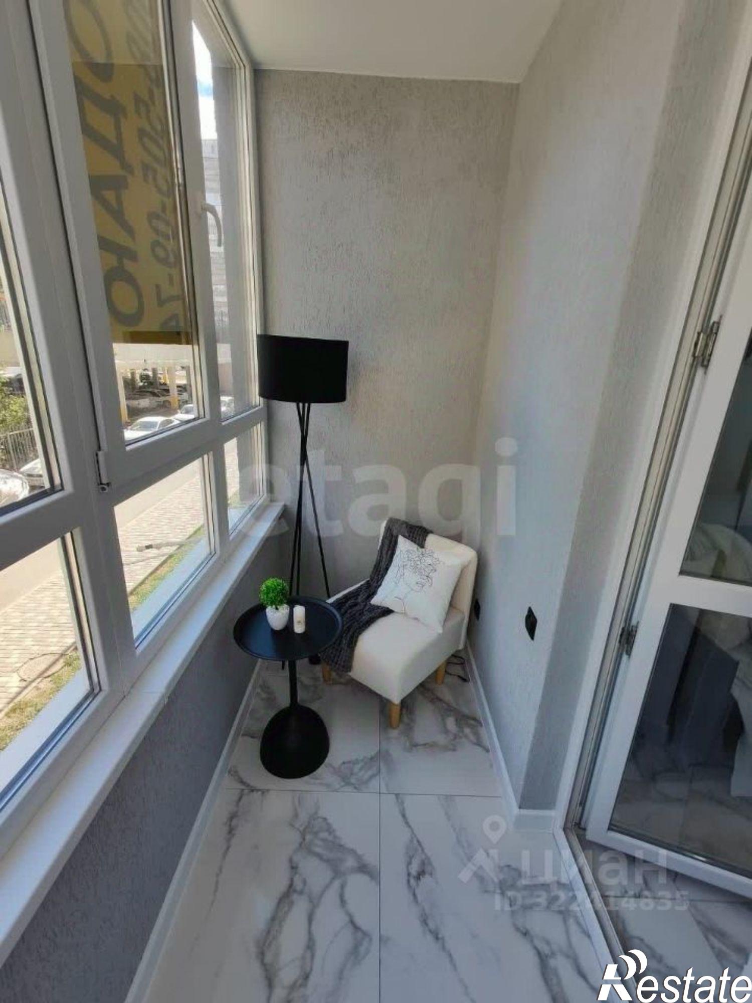 Купить квартиру за 7 820 000 рублей на ул Жмайлова, 19А