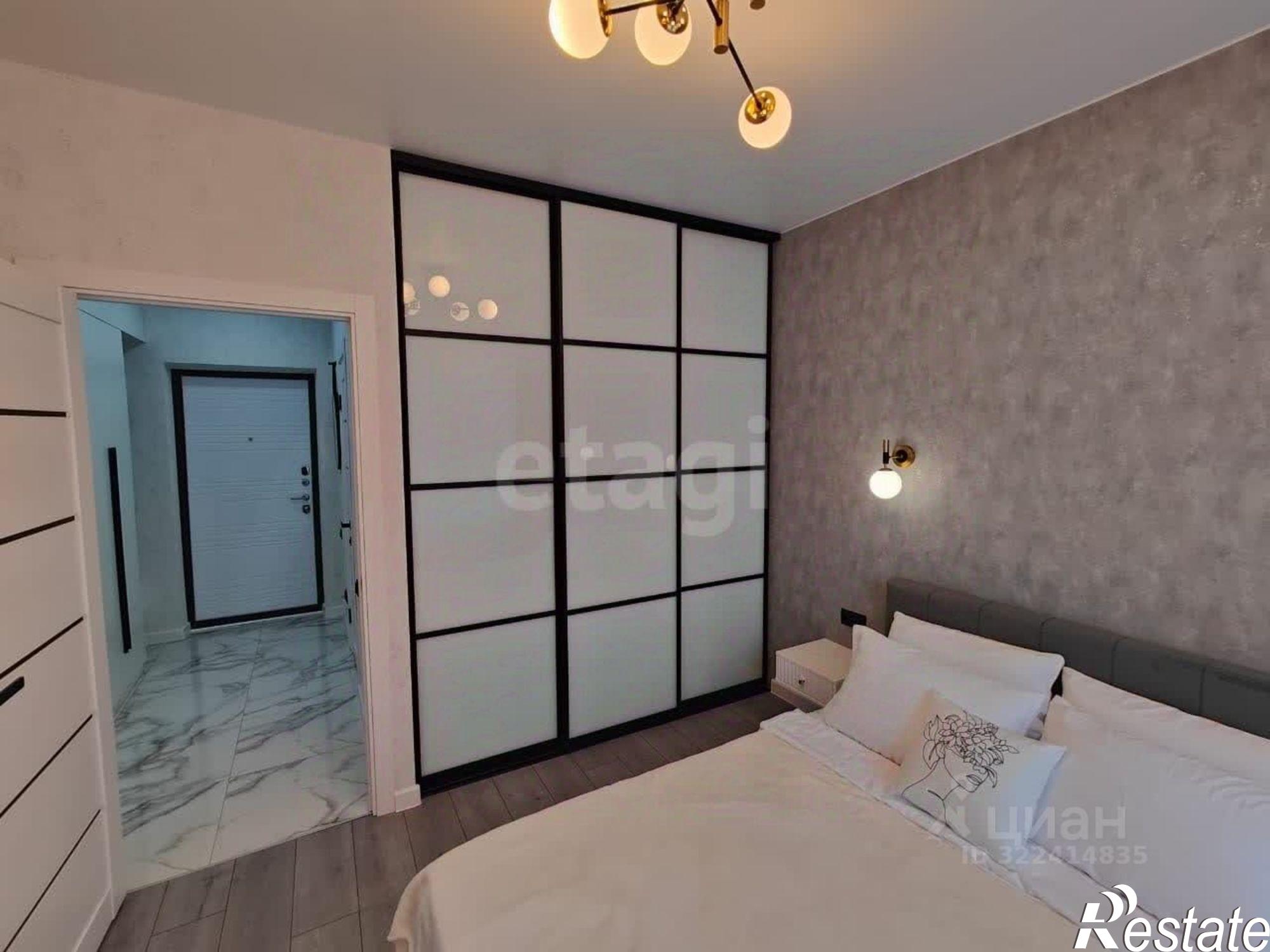 Купить квартиру за 7 820 000 рублей на ул Жмайлова, 19А