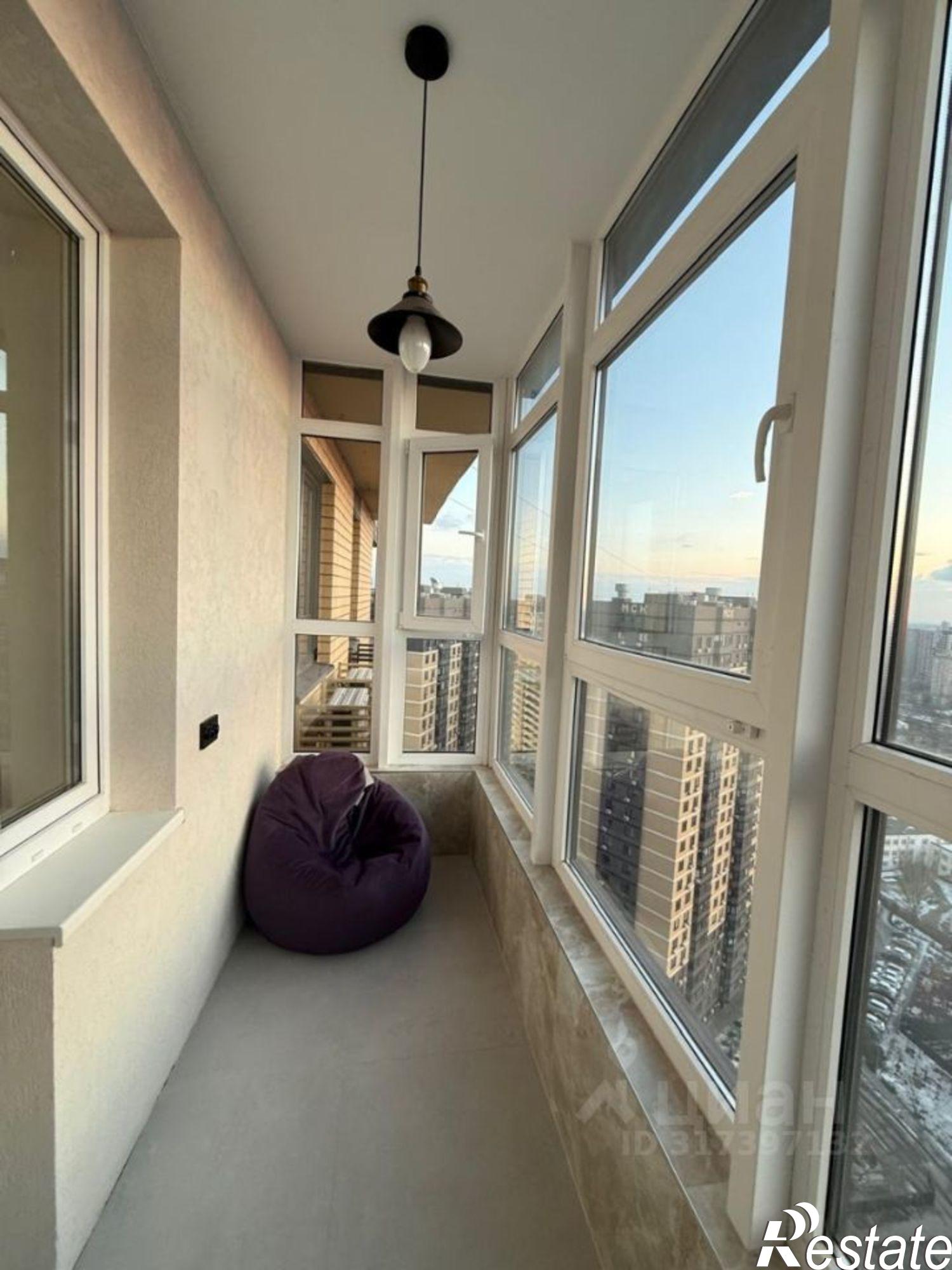 Купить квартиру за 7 890 000 рублей на улица Ларина, 41/19