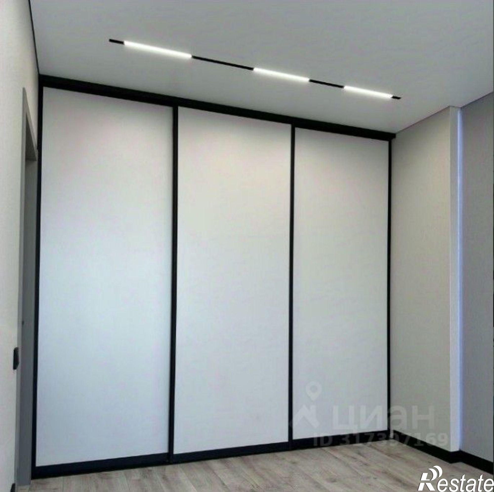 Купить квартиру за 10 400 000 рублей на пр-кт Соколова, 37