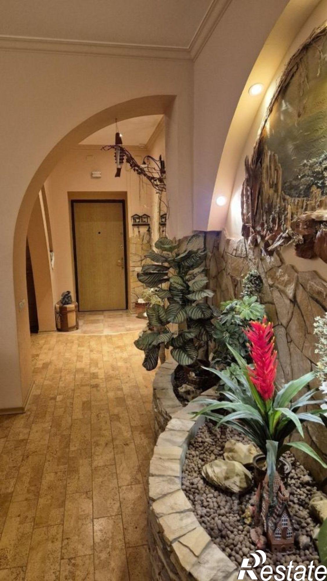 Купить квартиру за 11 500 000 рублей на улица Добровольского, 11