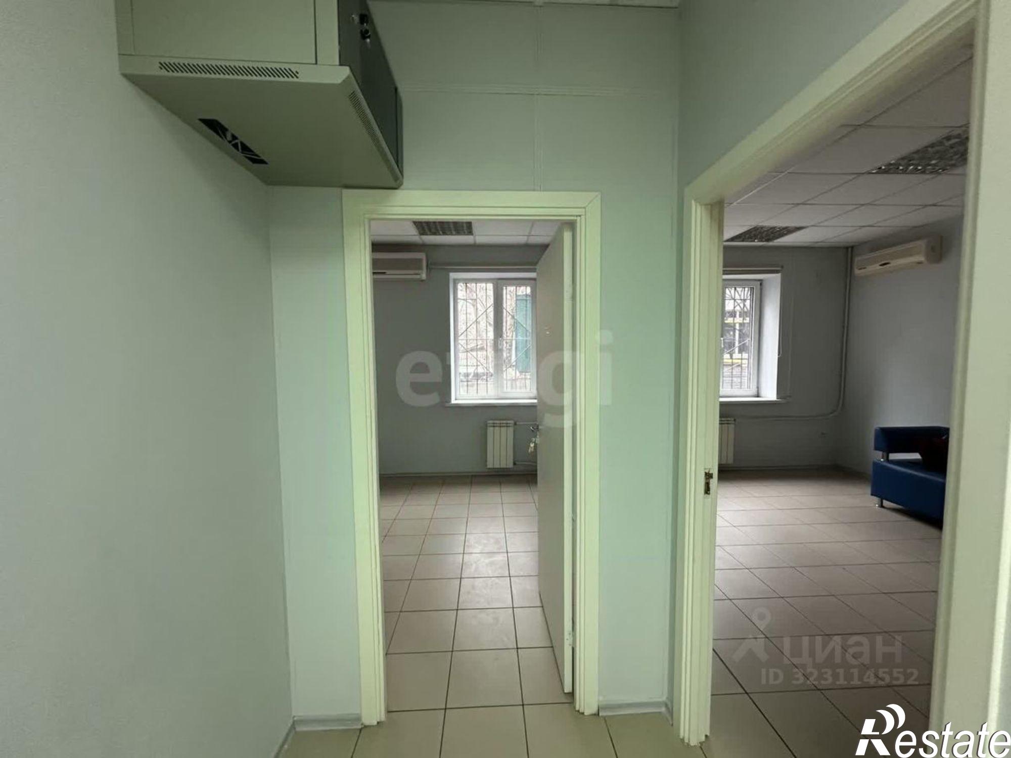 Сдать торговое помещение за 120 000 рублей на Красноармейская улица, 127