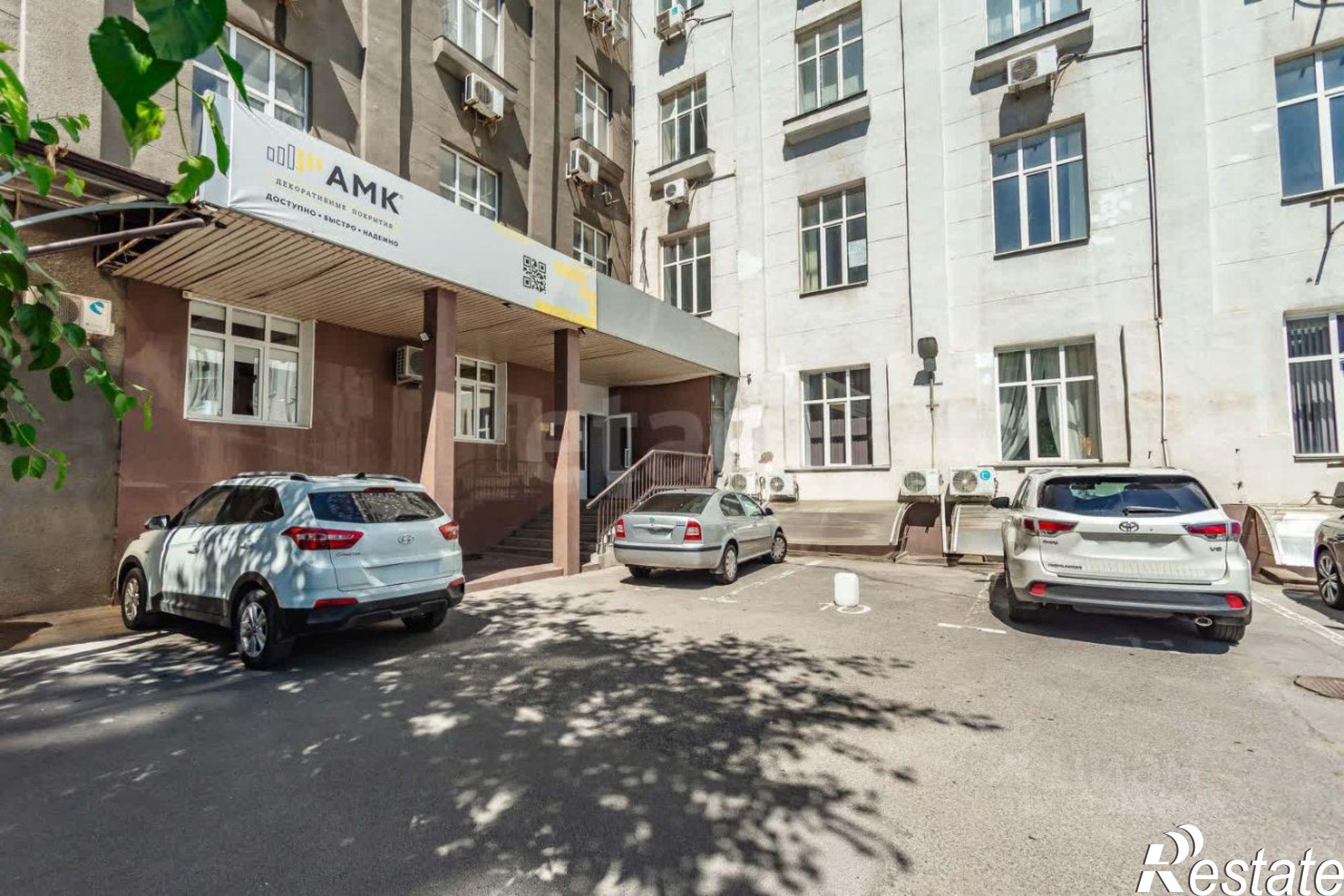 Сдать офис, помещение под офис за 187 458 рублей на проспект Соколова, 13