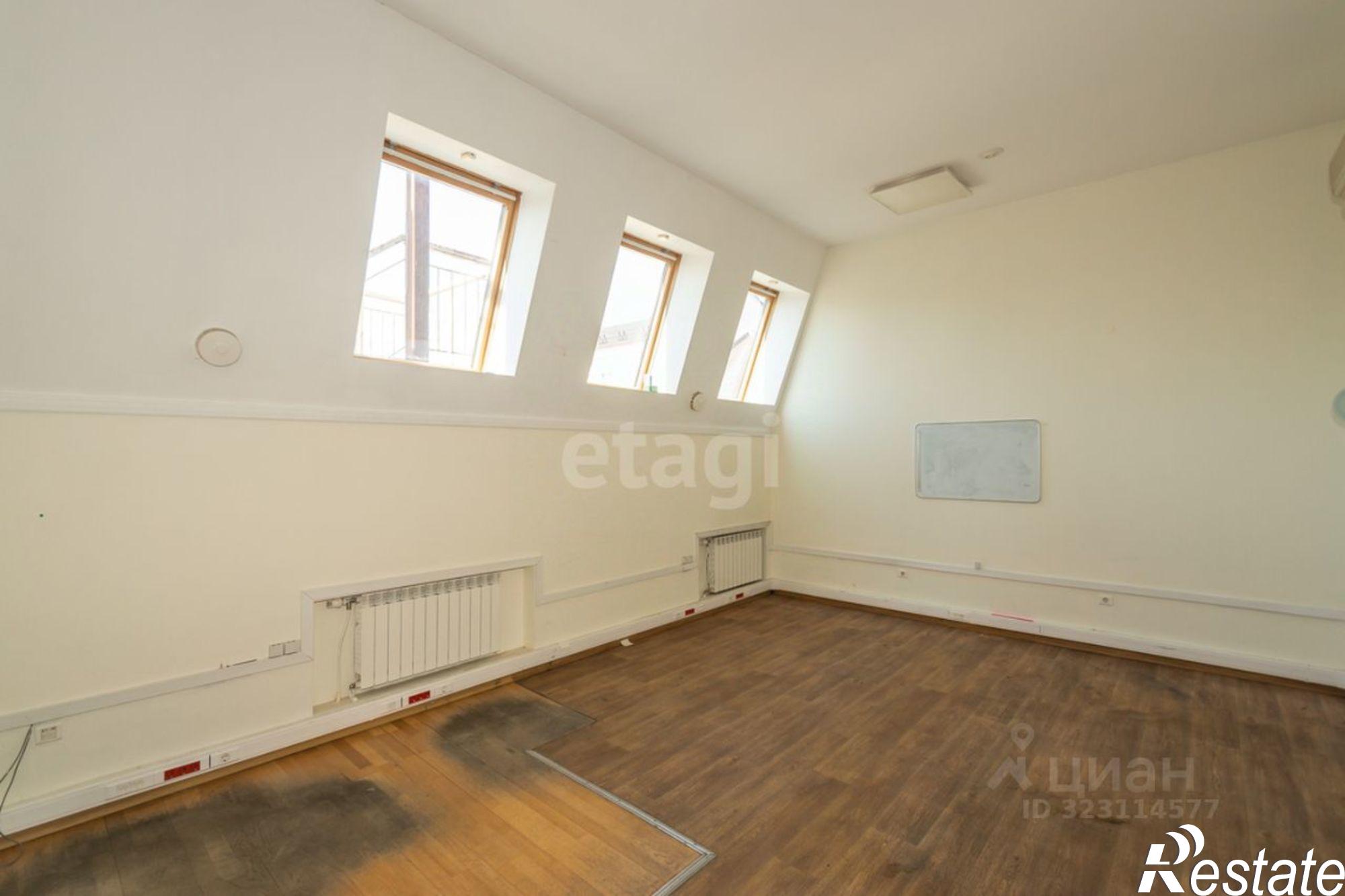 Сдать офис, помещение под офис за 1 999 180 рублей на Большая Садовая улица, 27/47