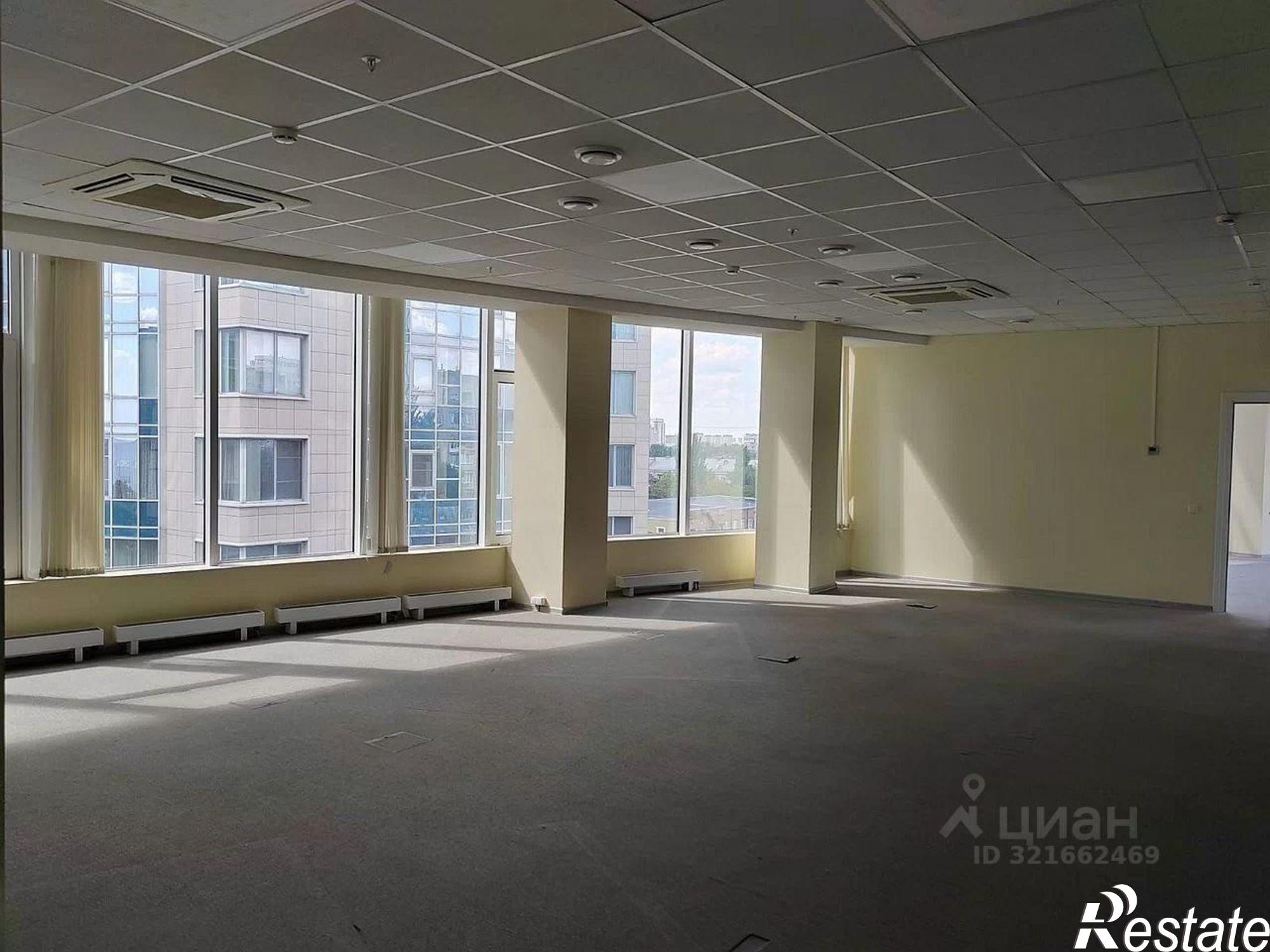 Сдать офис, помещение под офис за 1 700 000 рублей на улица Суворова, 91-101