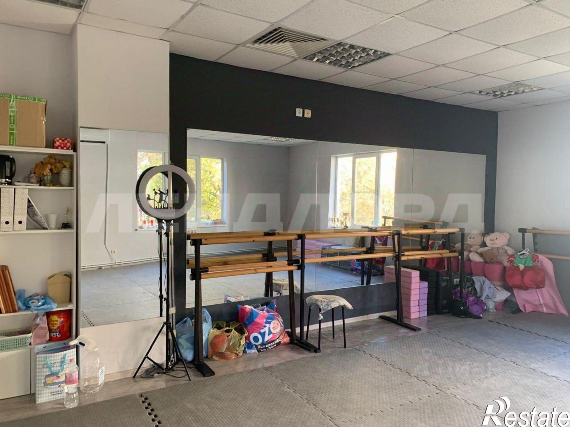 Сдать офис, помещение под офис за 48 400 рублей на улица Добровольского, 6