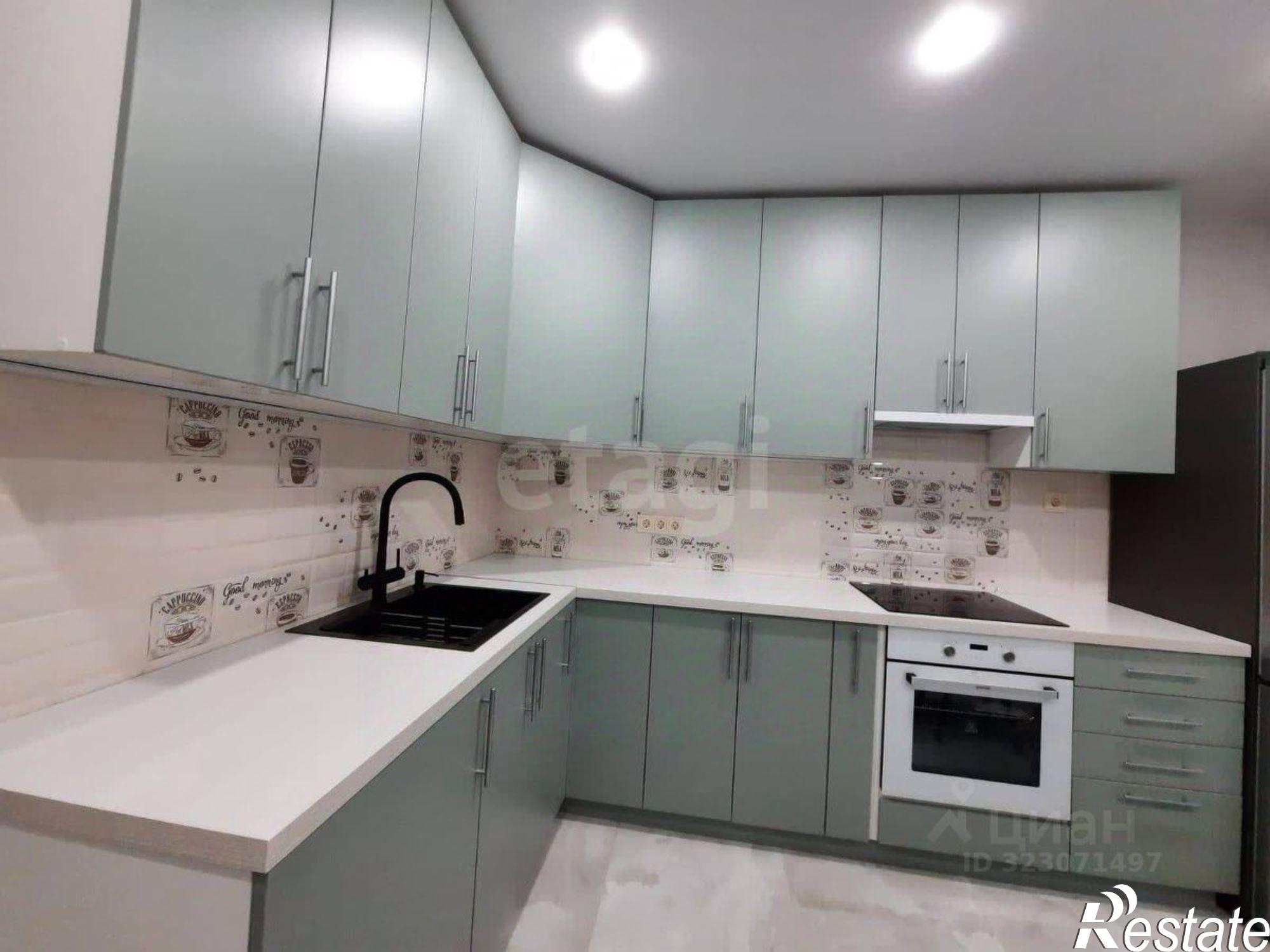 Сдать квартиру за 50 000 рублей на бульвар Комарова, 1Е с2