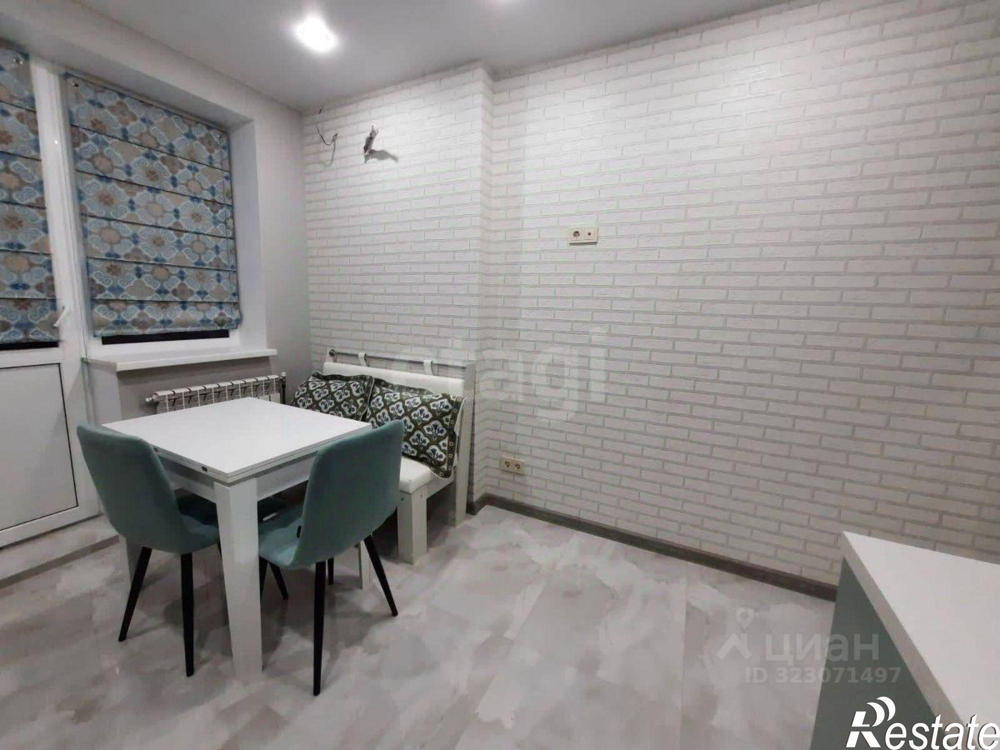 Сдать квартиру за 50 000 рублей на бульвар Комарова, 1Е с2