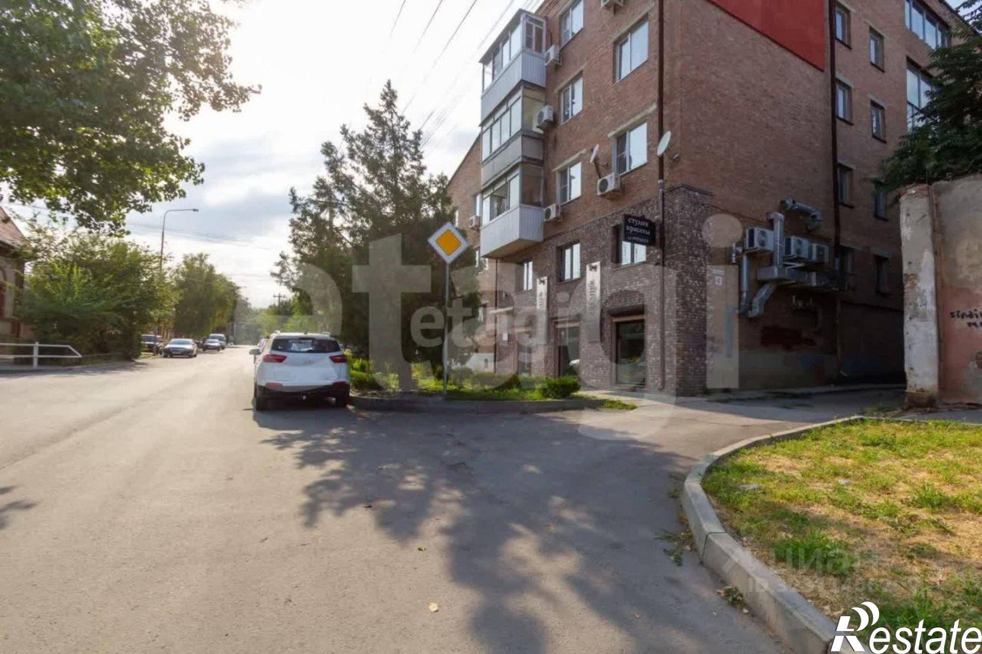 Сдать складское помещение за 25 000 рублей на Комсомольская улица, 82