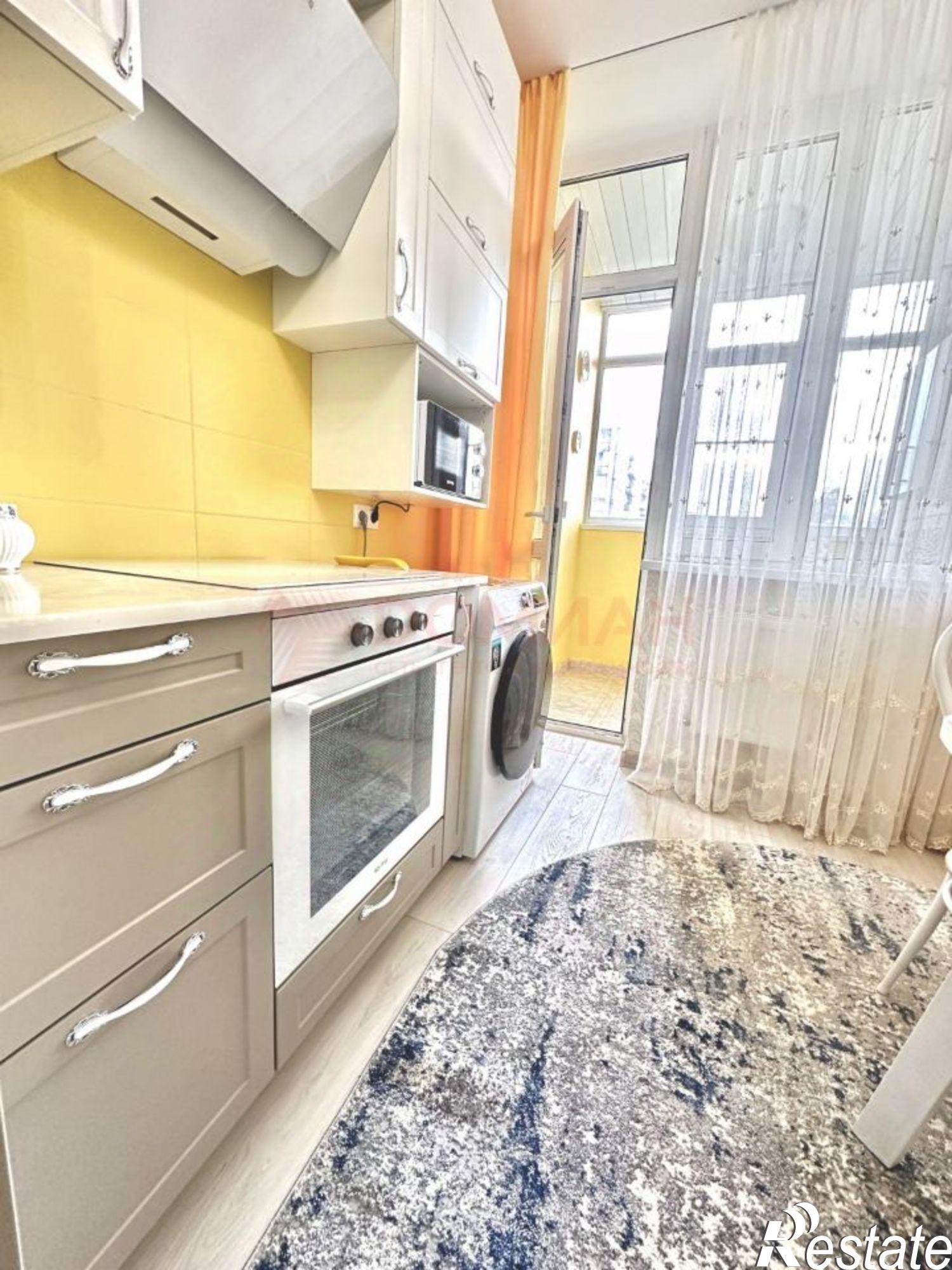 Сдать квартиру за 80 000 рублей на Университетский переулок, 137 с2