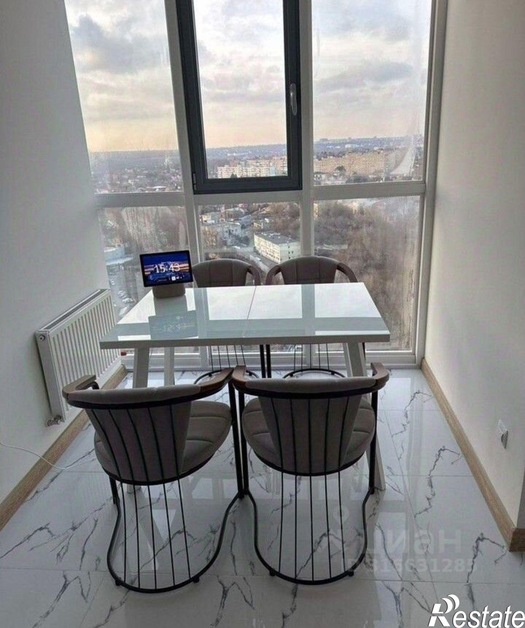 Купить квартиру за 12 000 000 рублей на Гвардейский переулок, 46