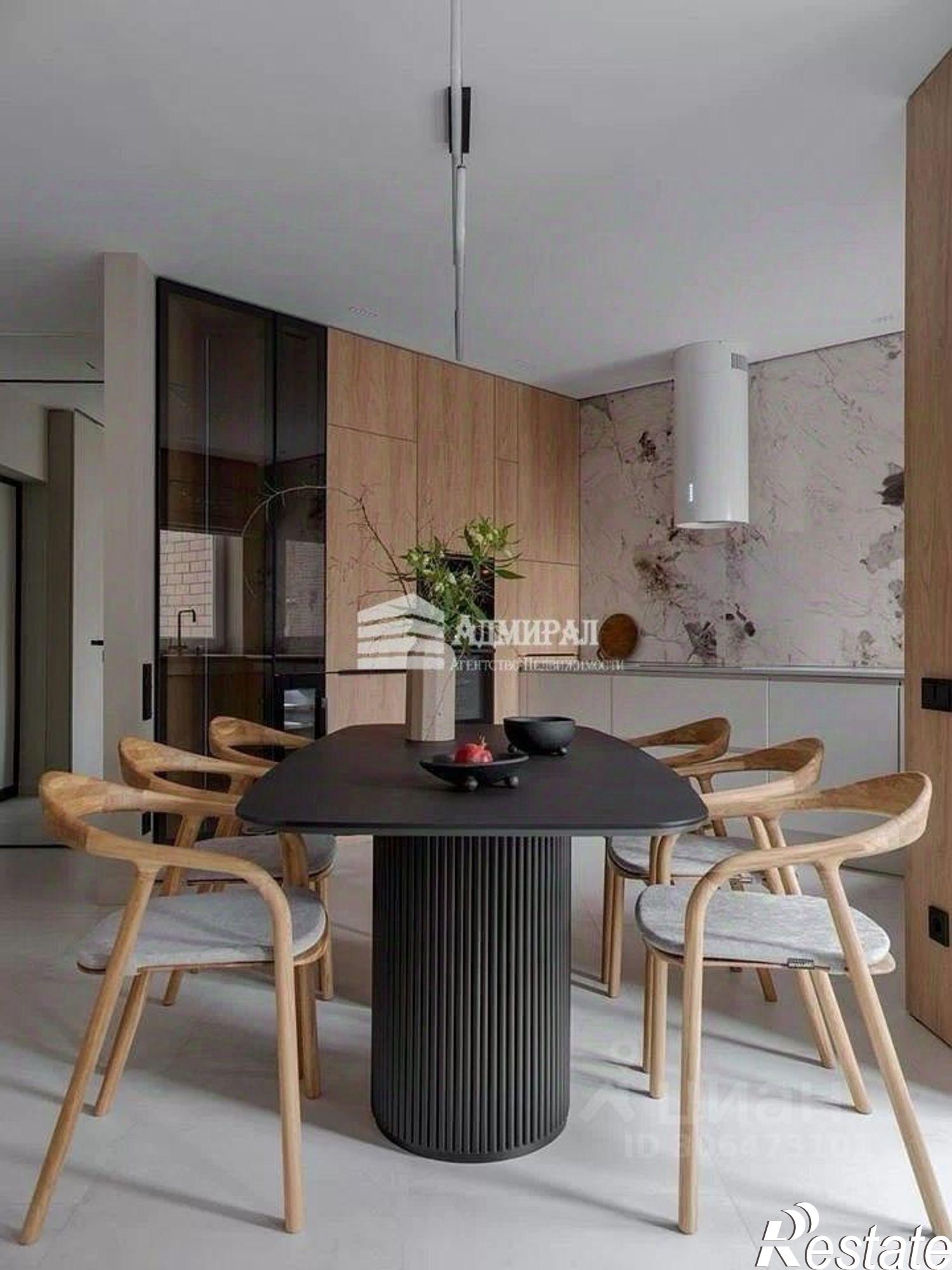 Купить квартиру за 31 000 000 рублей на проспект Соколова, 86