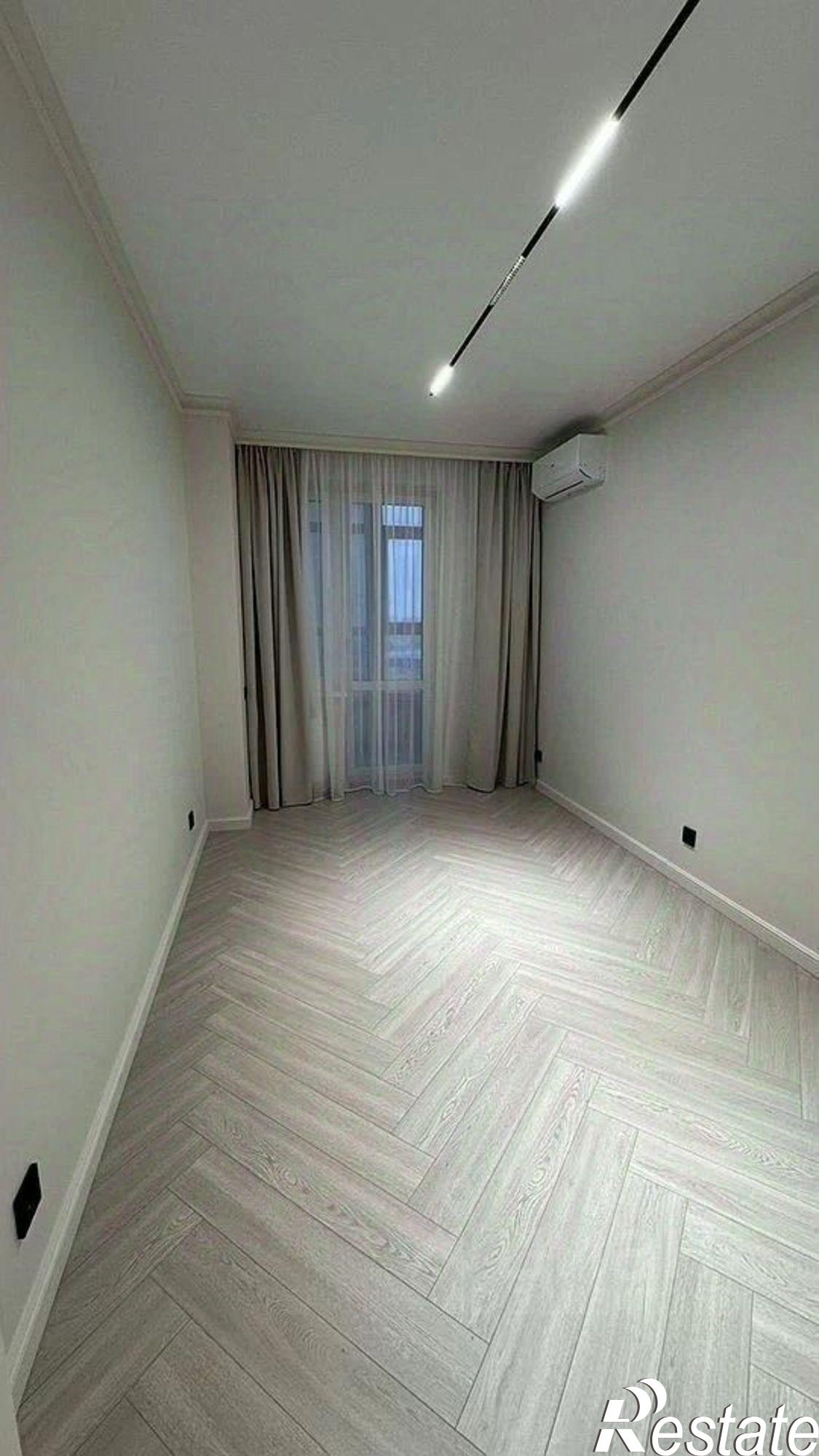 Купить квартиру за 17 990 000 рублей на улица Ларина, 45 с6