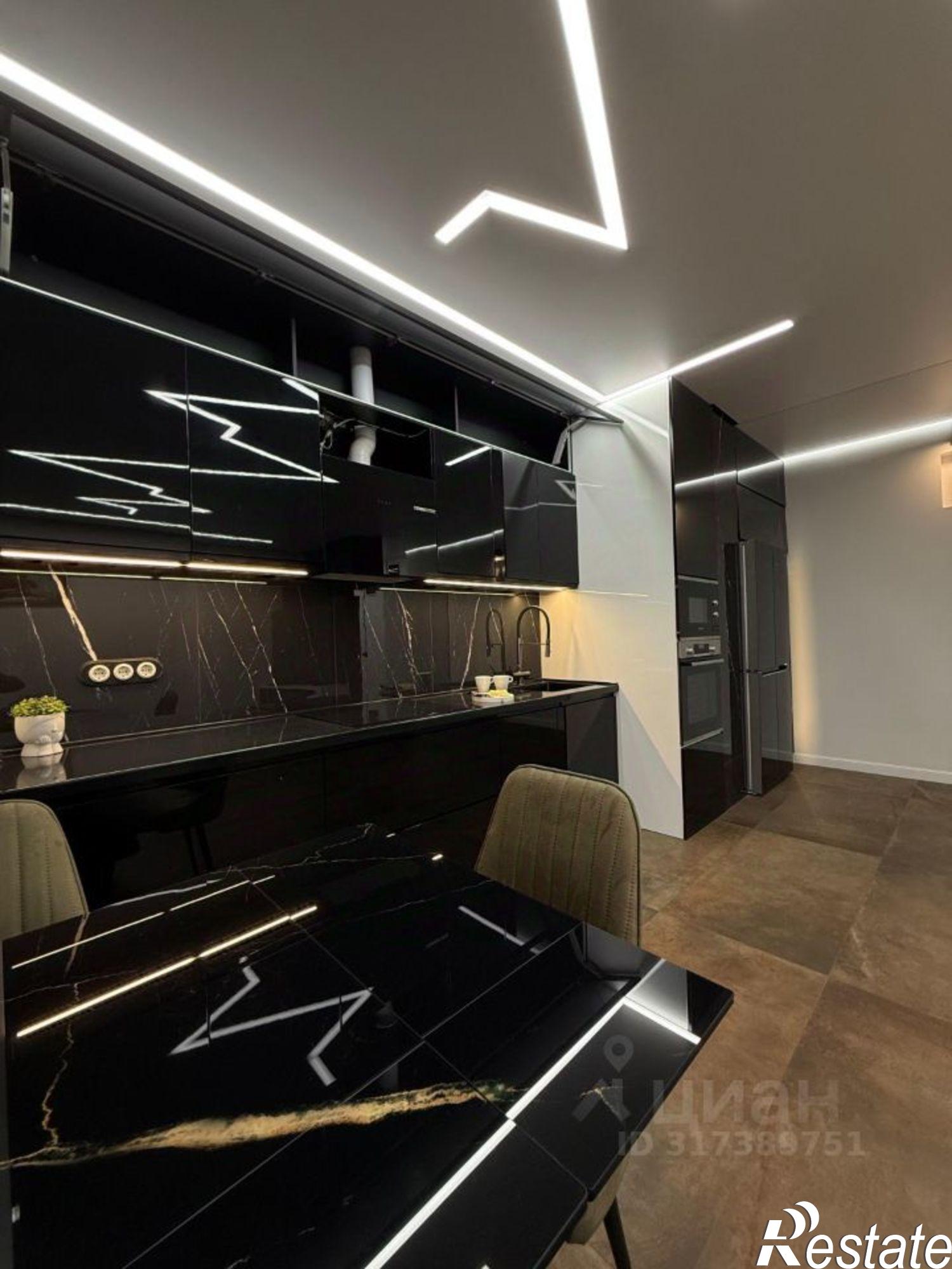 Купить квартиру за 10 200 000 рублей на Таврическая улица, 4