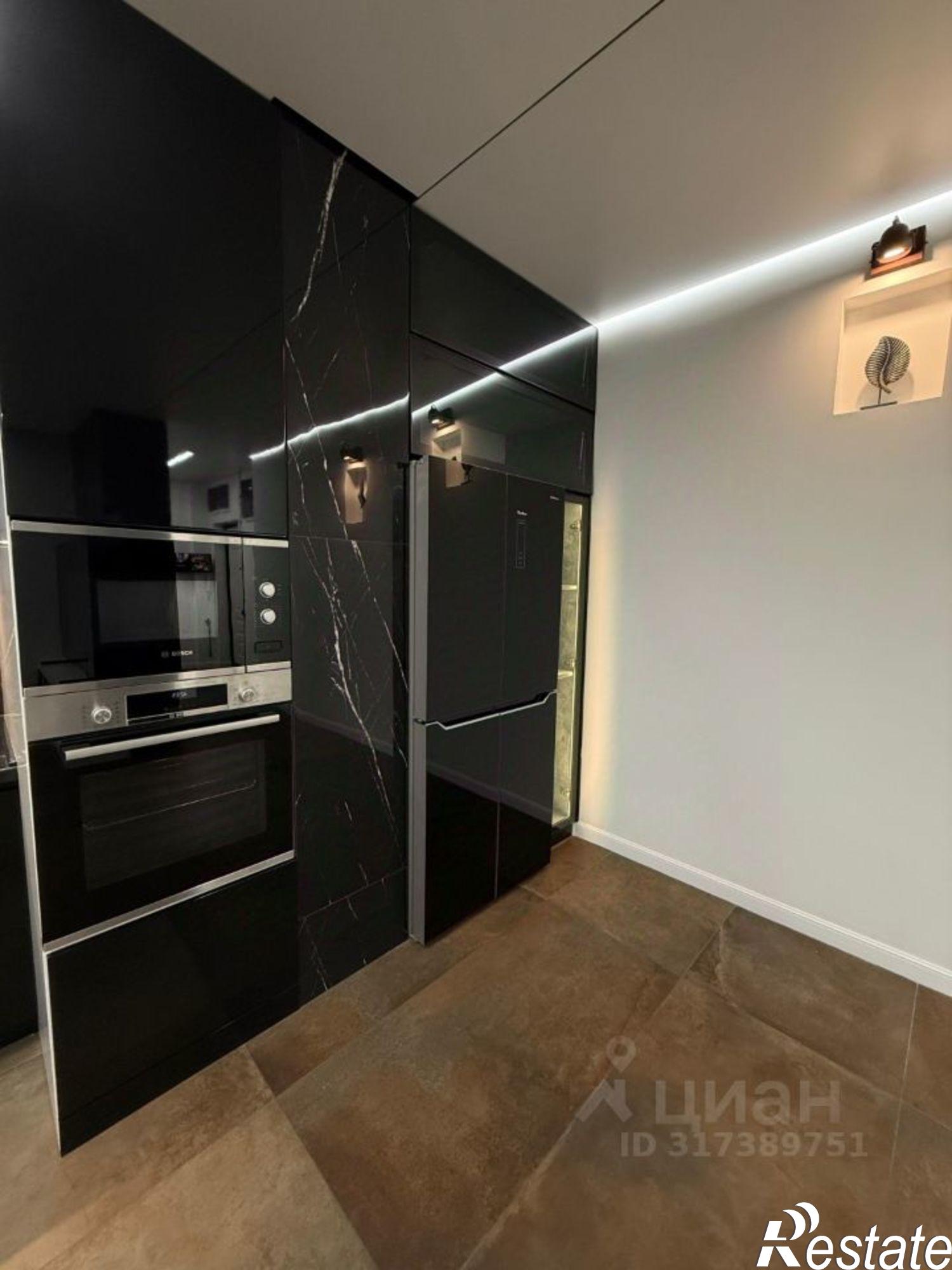 Купить квартиру за 10 200 000 рублей на Таврическая улица, 4