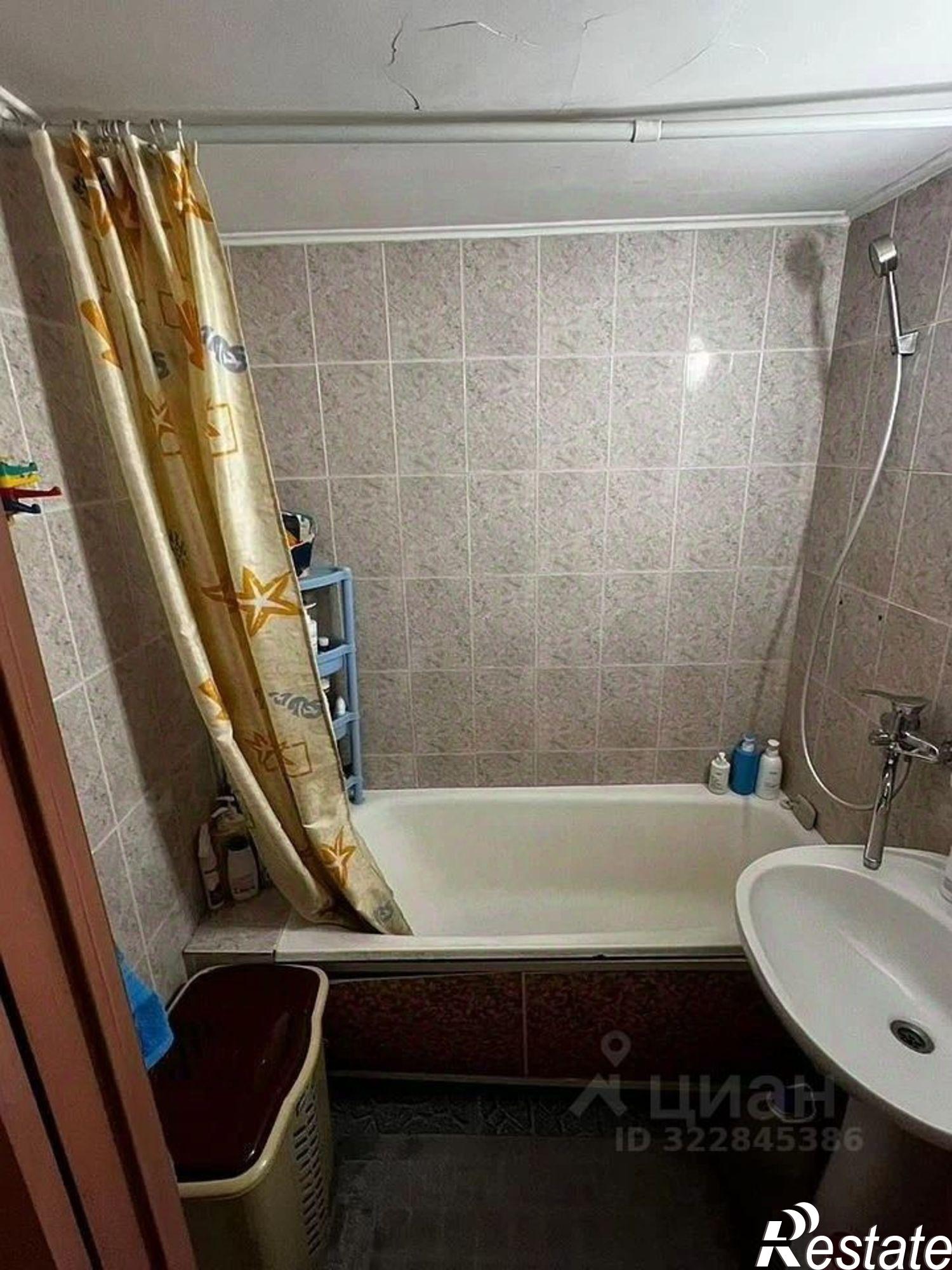 Купить квартиру за 7 300 000 рублей на улица Жмайлова, 23 к1