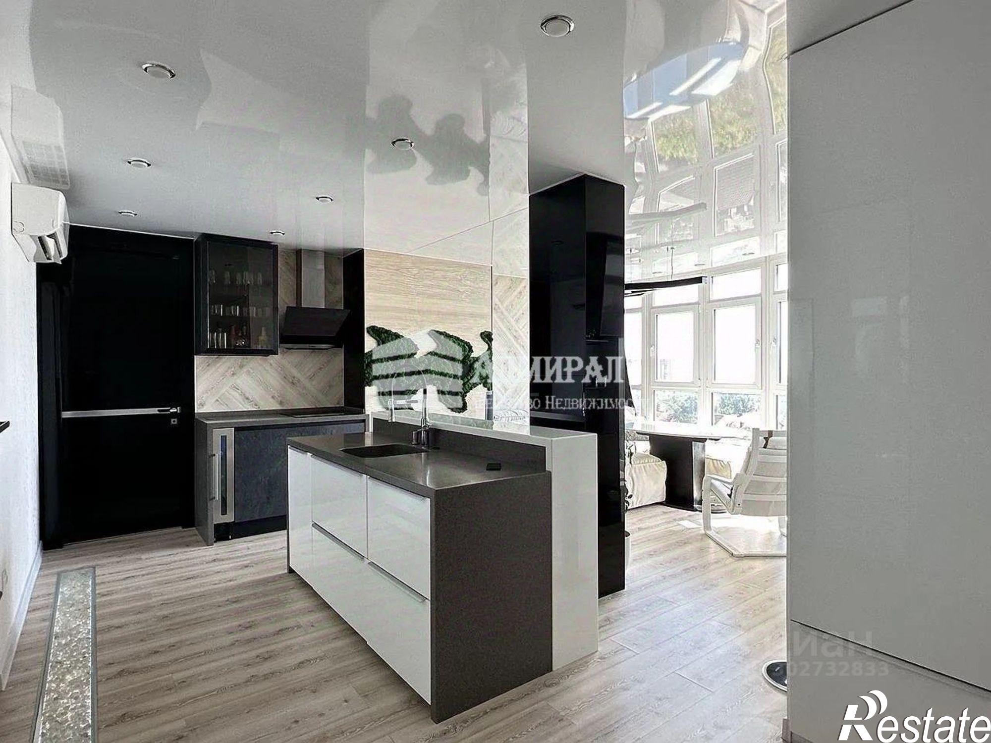 Купить квартиру за 18 500 000 рублей на 23-я линия, 6