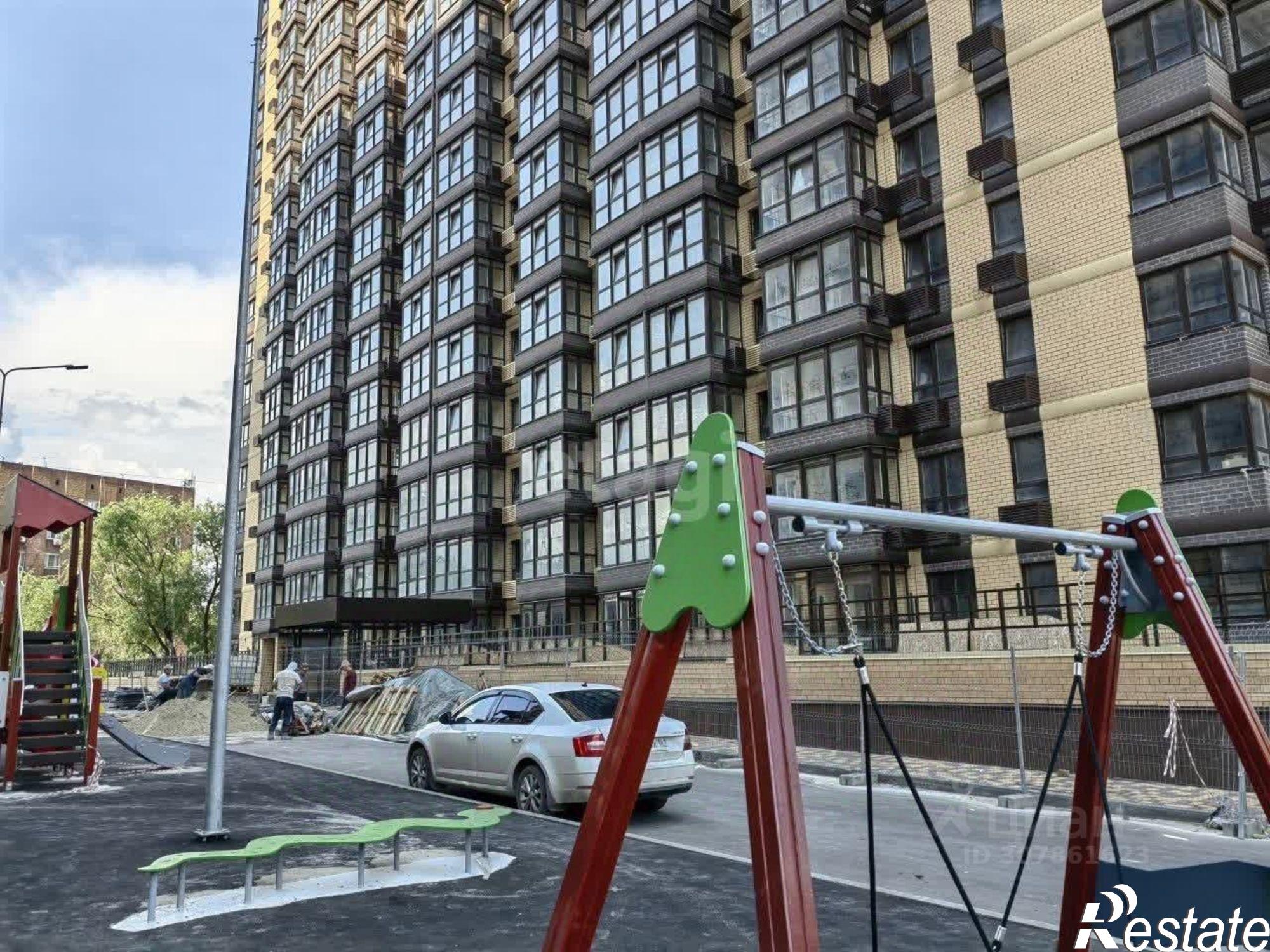 Купить квартиру за 5 800 000 рублей на улица Ларина, 45 с7