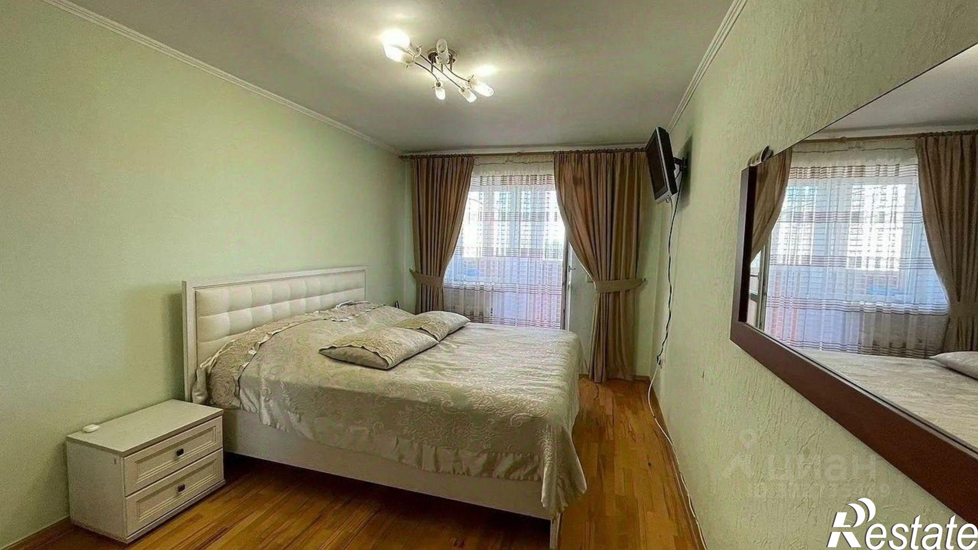 Купить квартиру за 9 900 000 рублей на проспект Стачки, 208