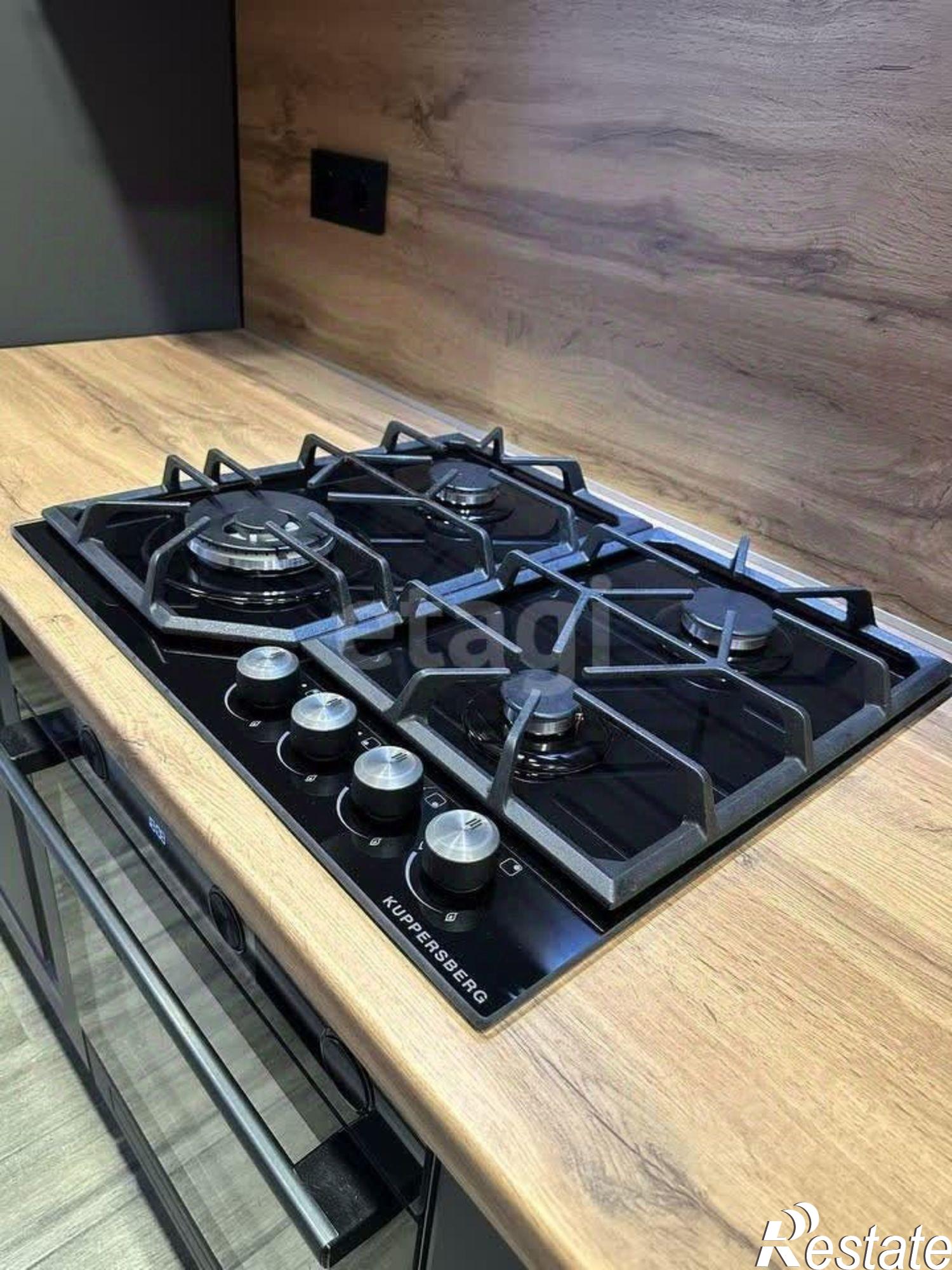 Купить квартиру за 10 650 000 рублей на Берберовская улица, 16 с2