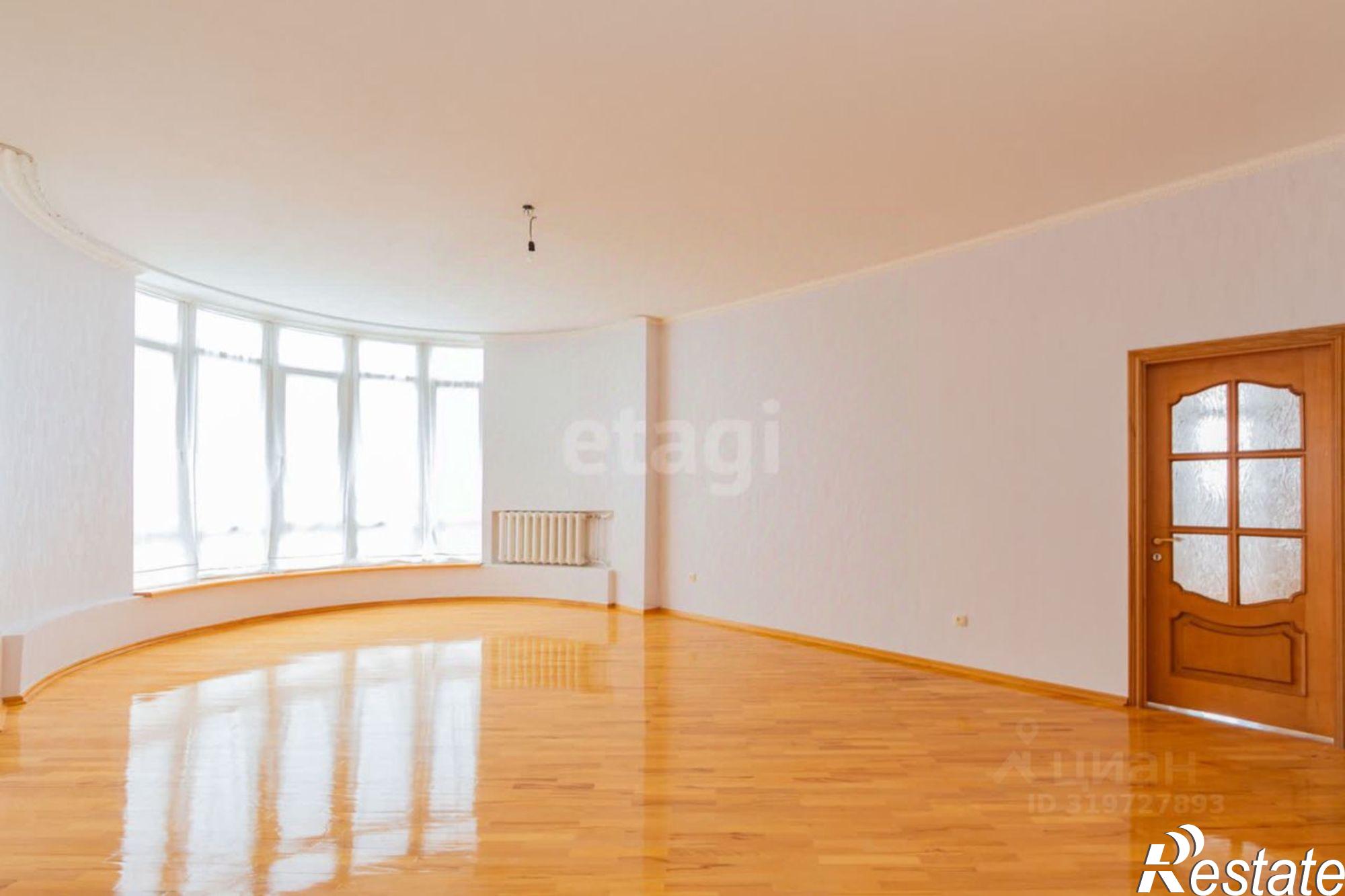 Купить квартиру за 25 000 000 рублей на Пушкинская улица, 138