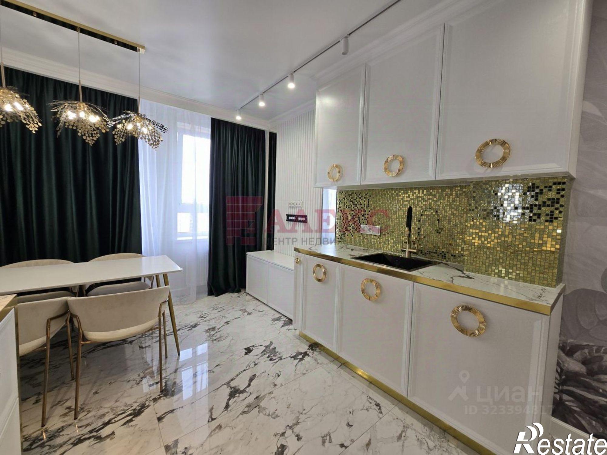 Купить квартиру за 12 000 000 рублей на улица Ларина, 45 с6