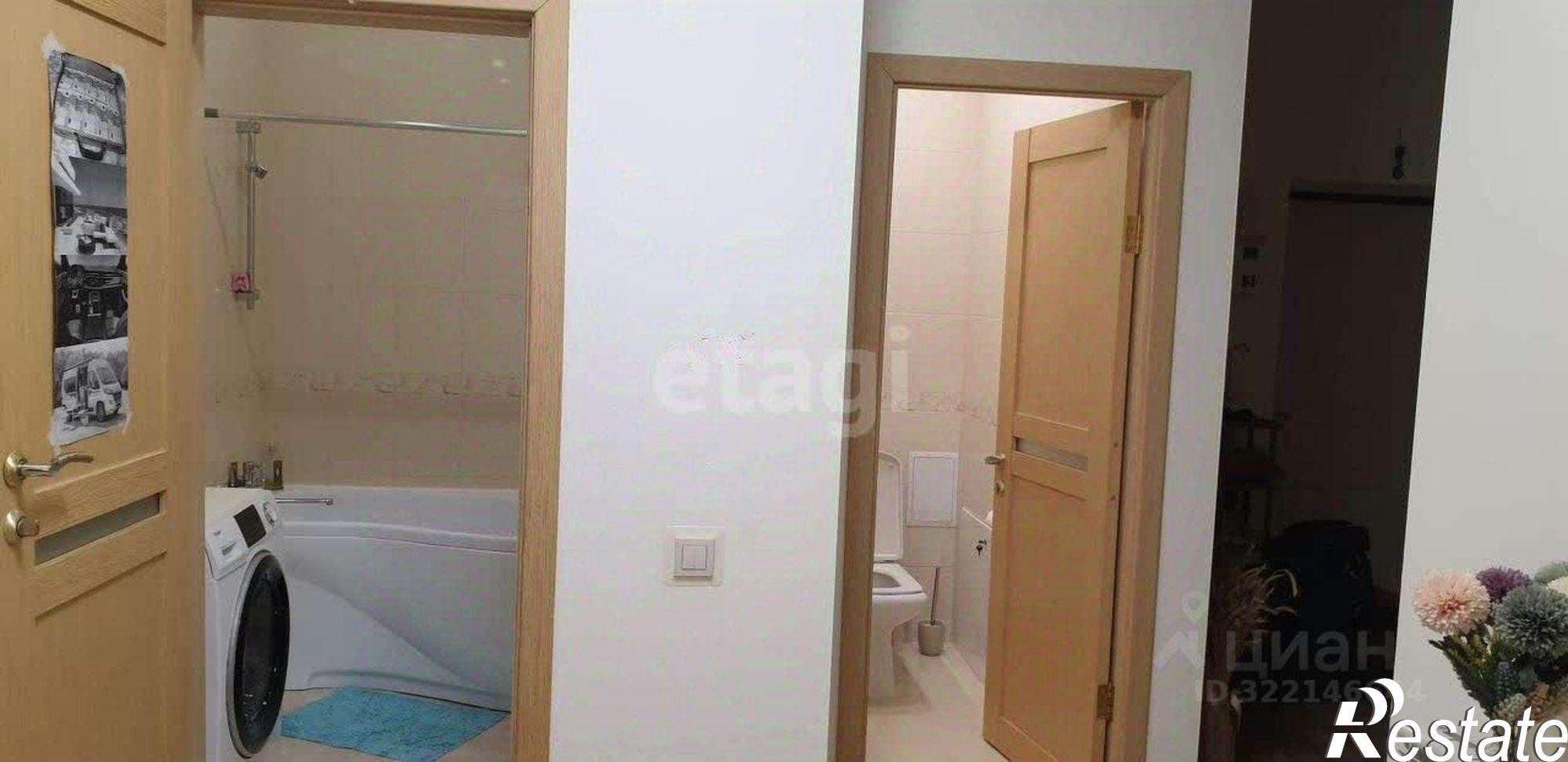 Купить квартиру за 14 000 000 рублей на Лирический переулок, 9